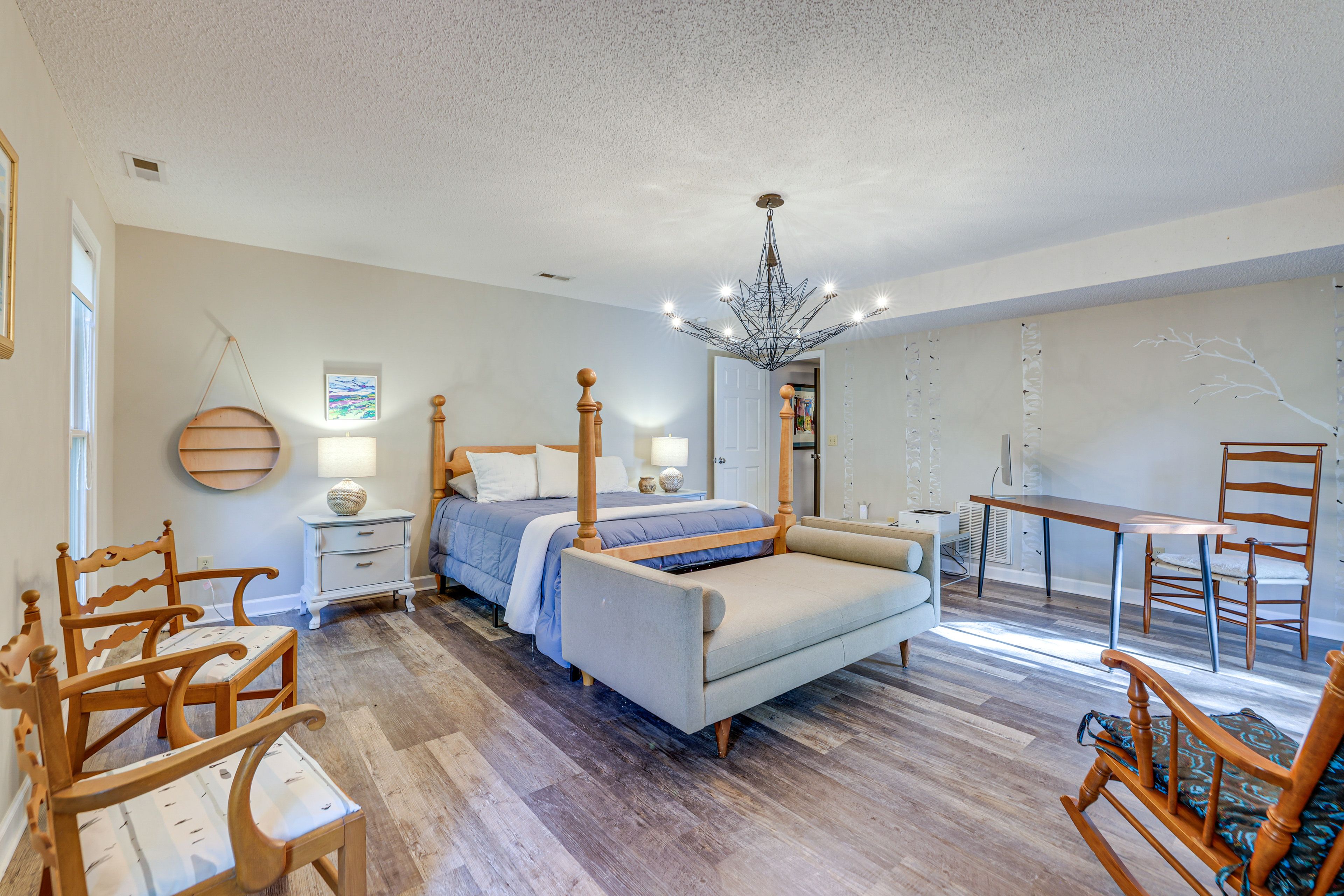 Bedroom 1 | Queen Bed | 2nd Floor