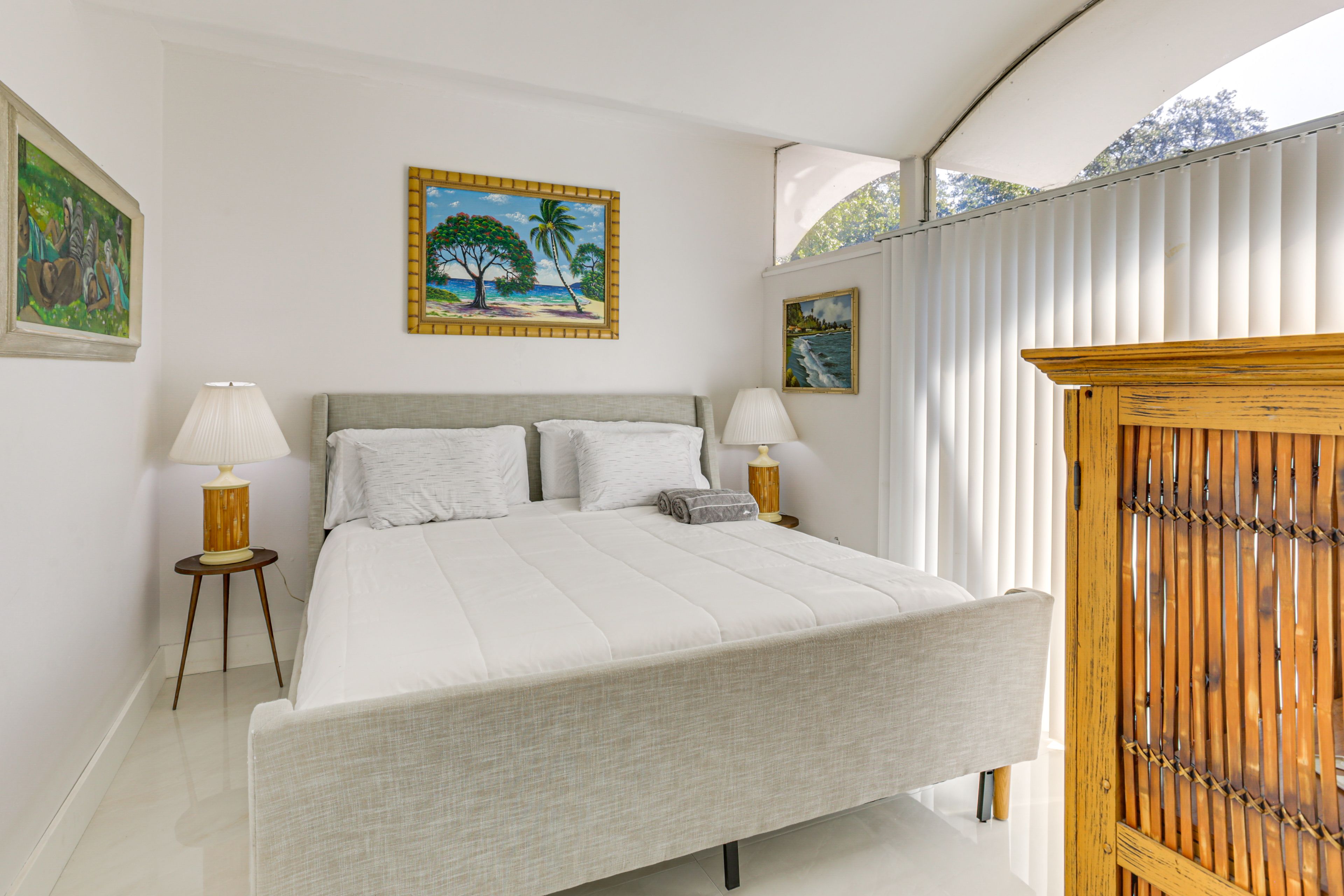 Bedroom 4 | Queen Bed