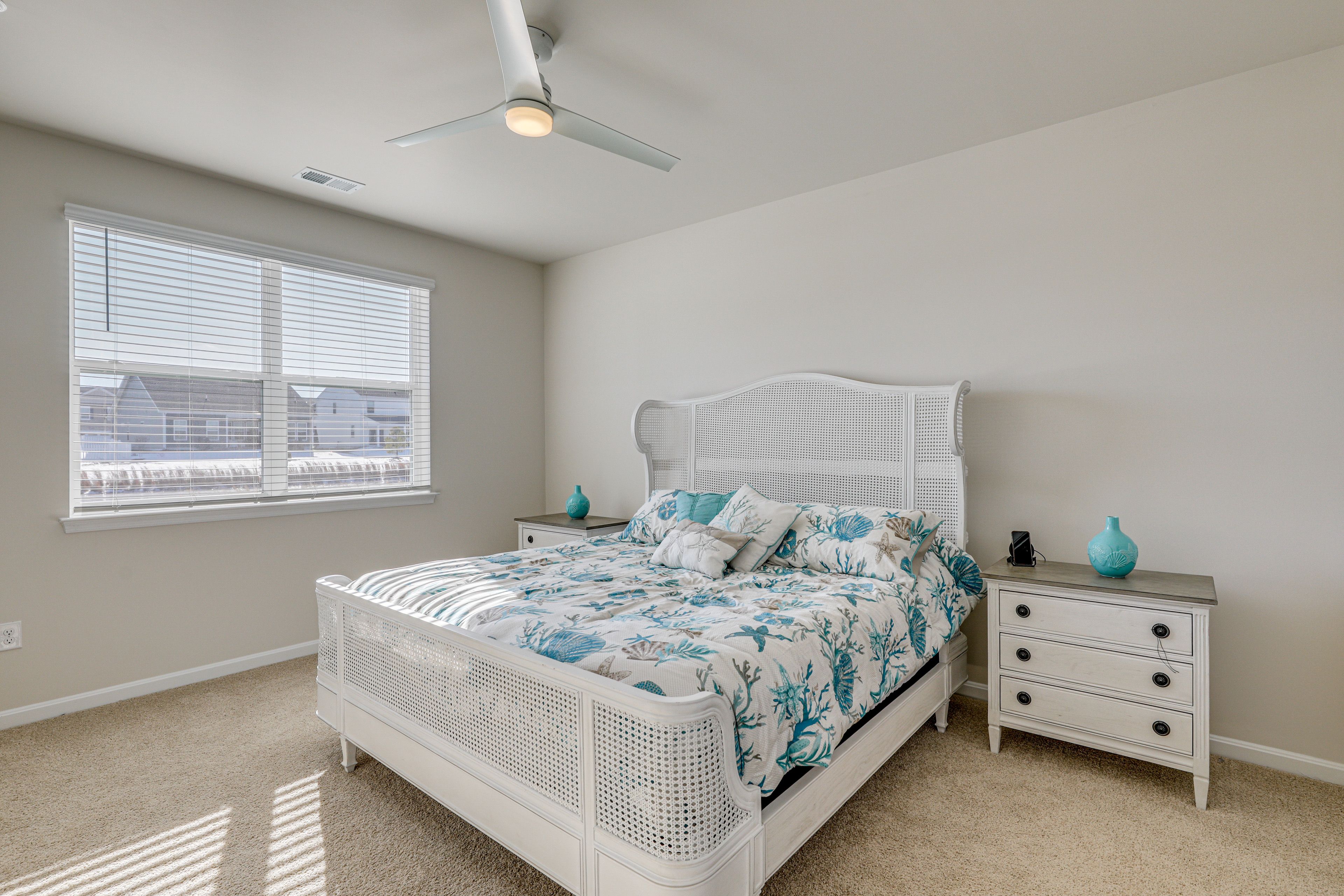 Bedroom 1 | King Bed | 1st Floor