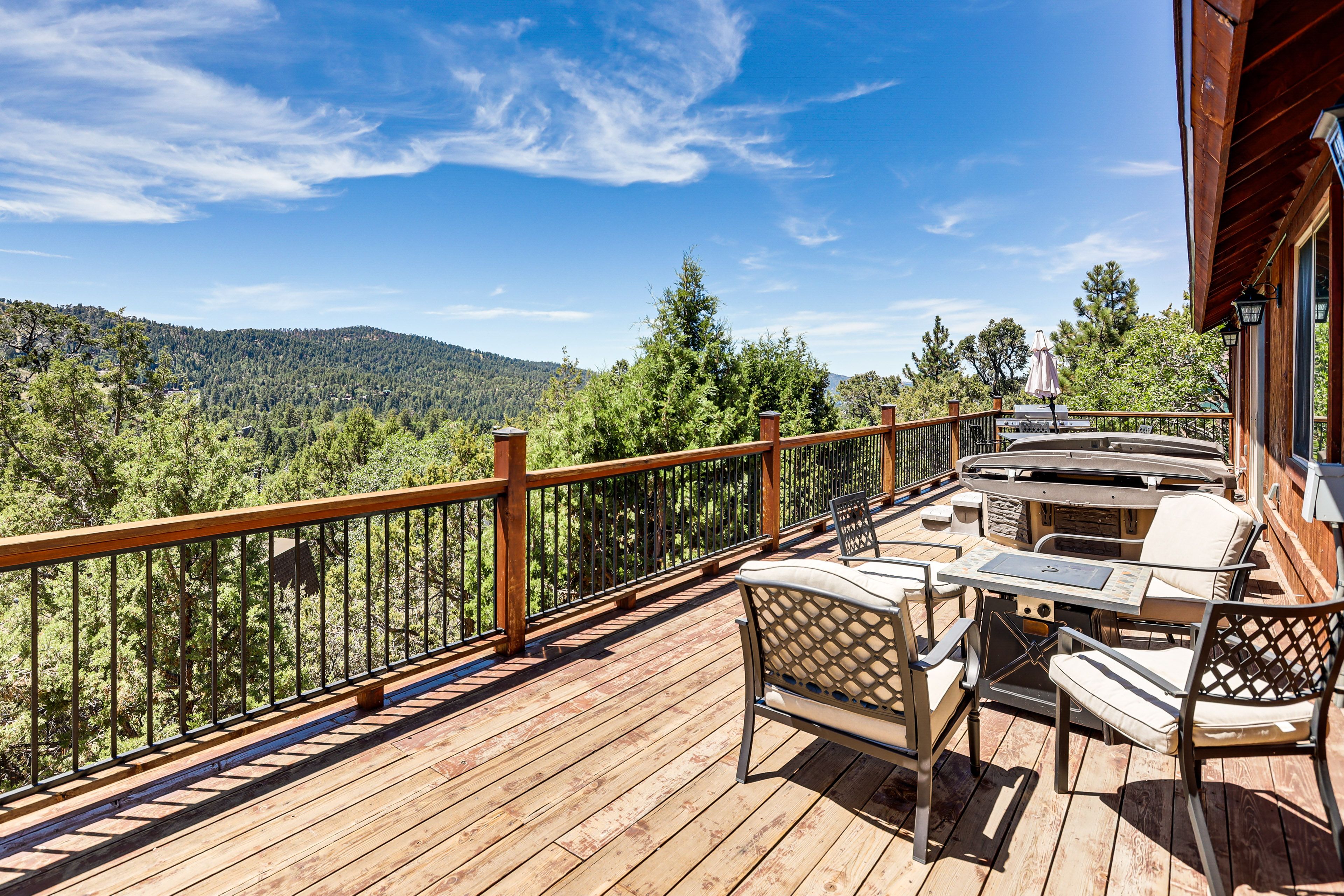 Big Bear Lake Vacation Rental | 4BR | 5BA | 4,200 Sq Ft | Step-Free Entry
