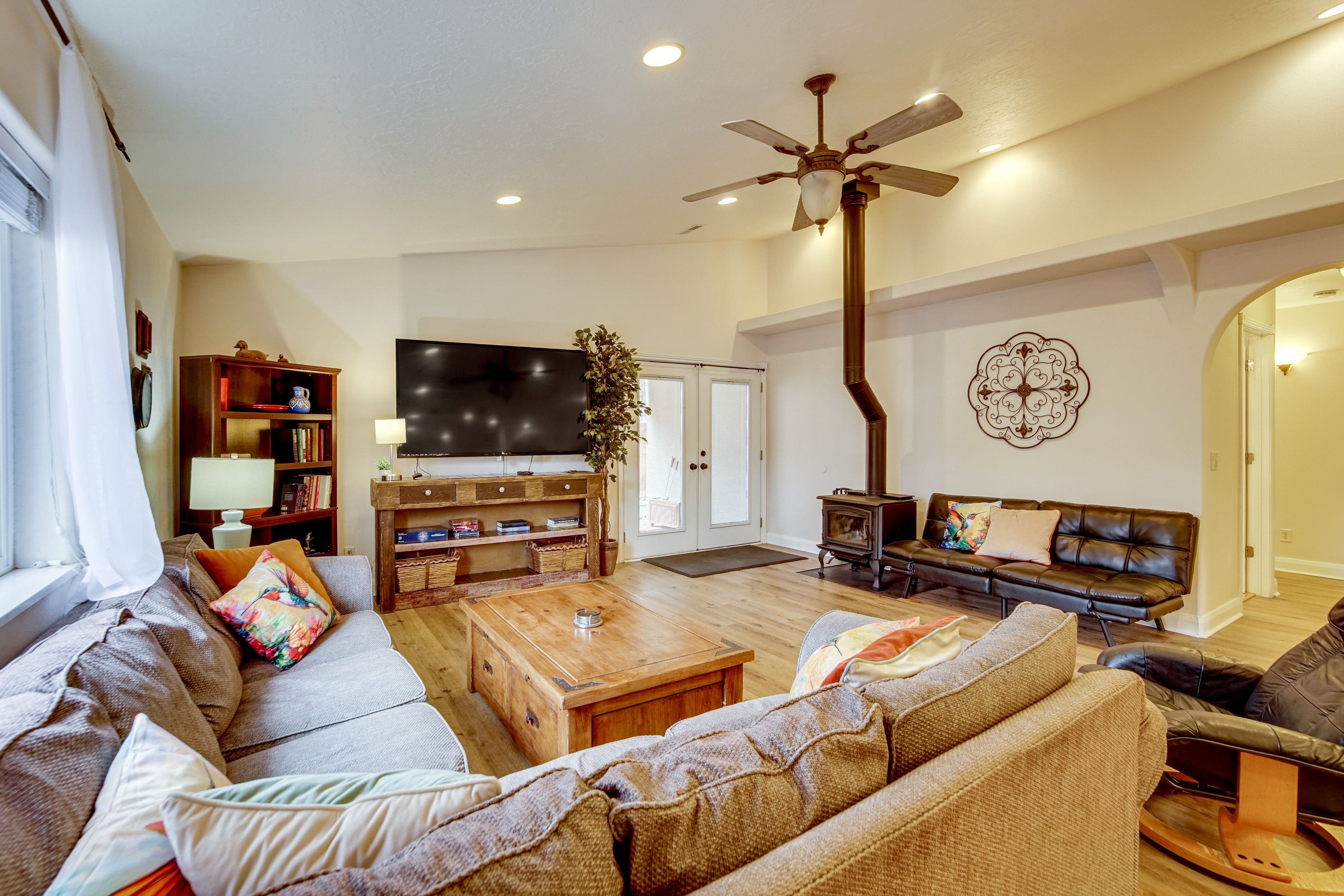 Cedar City Vacation Rental | 3BR | 2BA | 1,680 Sq Ft | 2 Steps Required