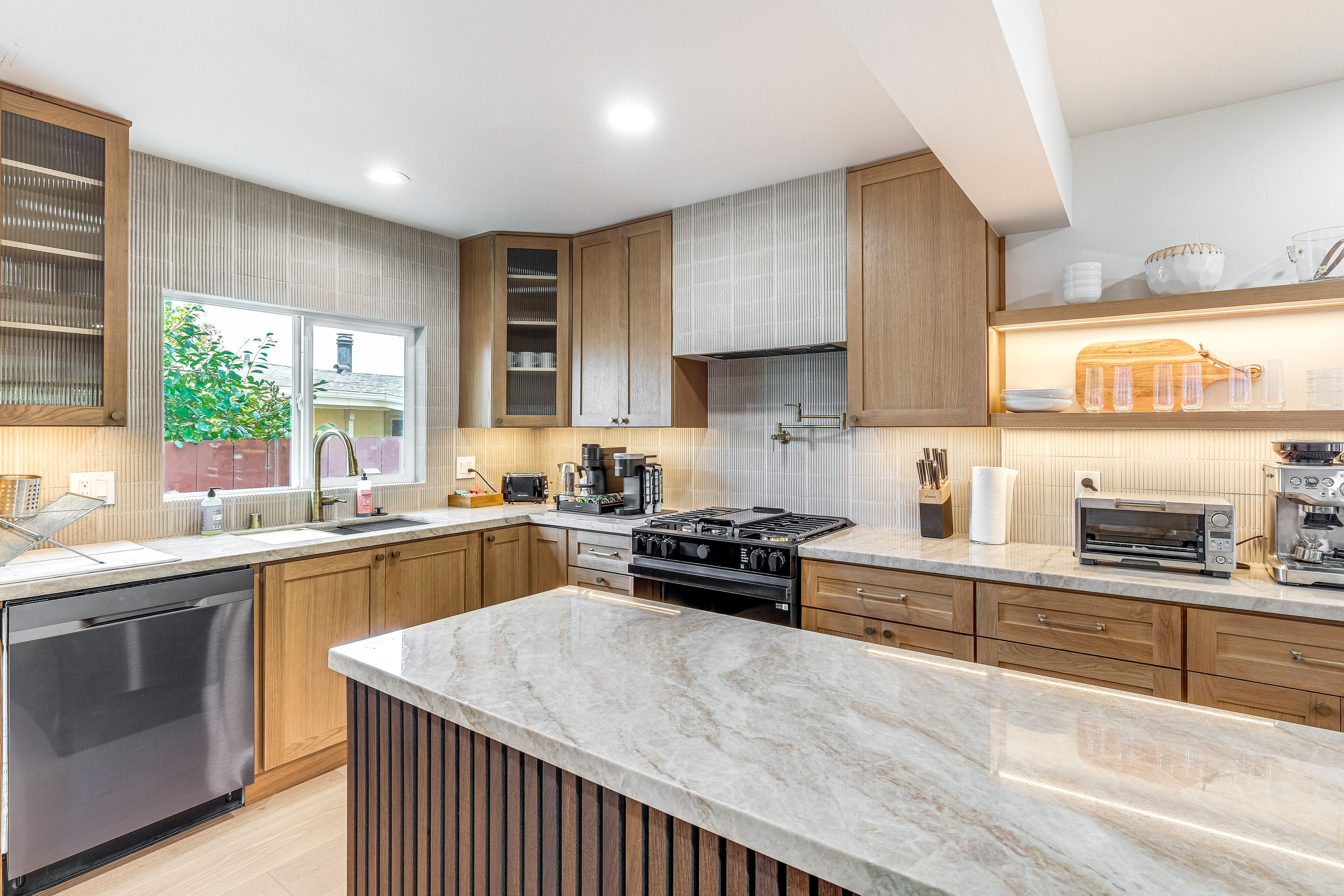Kitchen | 1st Floor | Espresso Machine | Keurig Coffee Maker | Cooking Basics