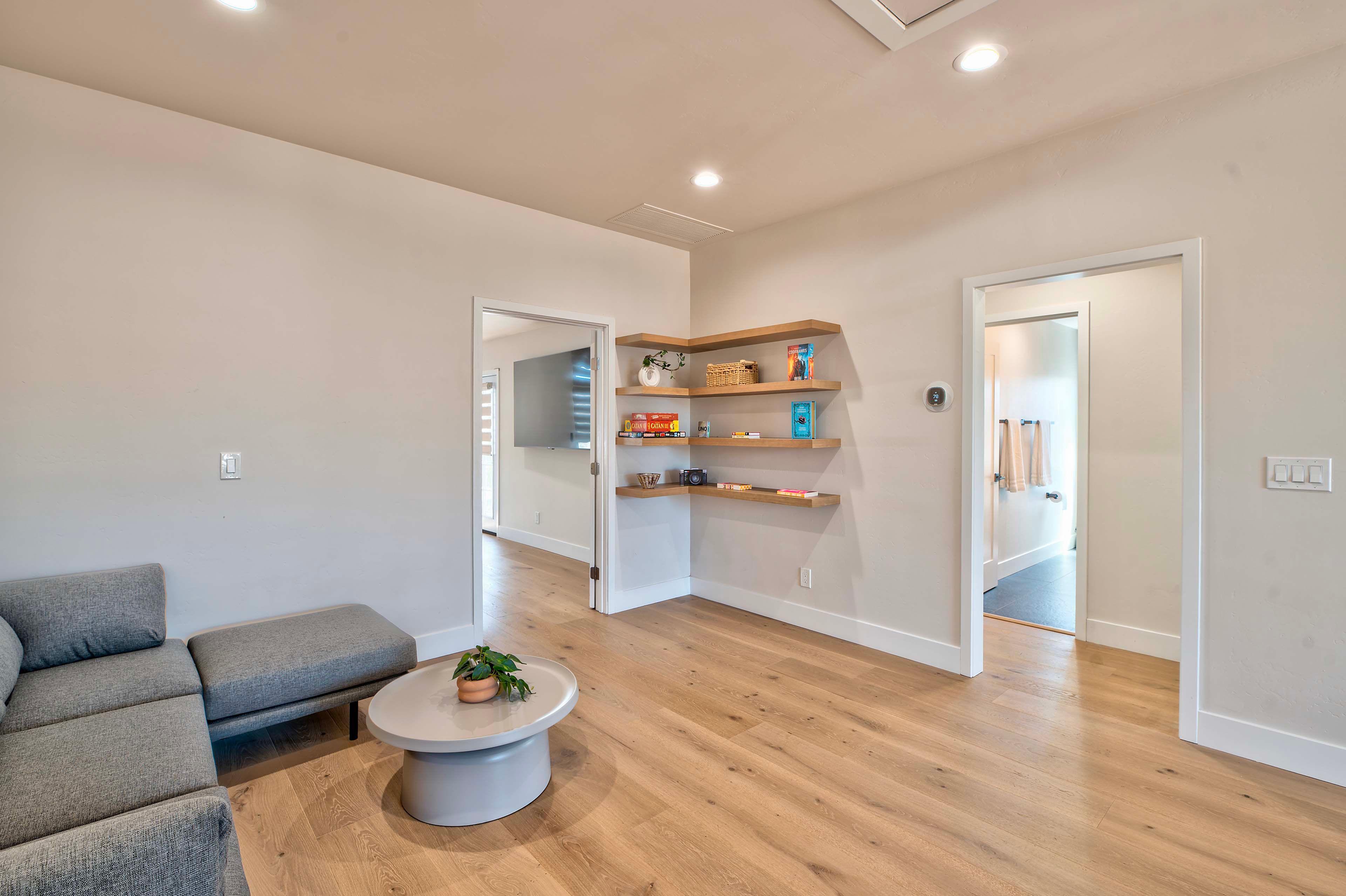 2nd-Floor Living Area