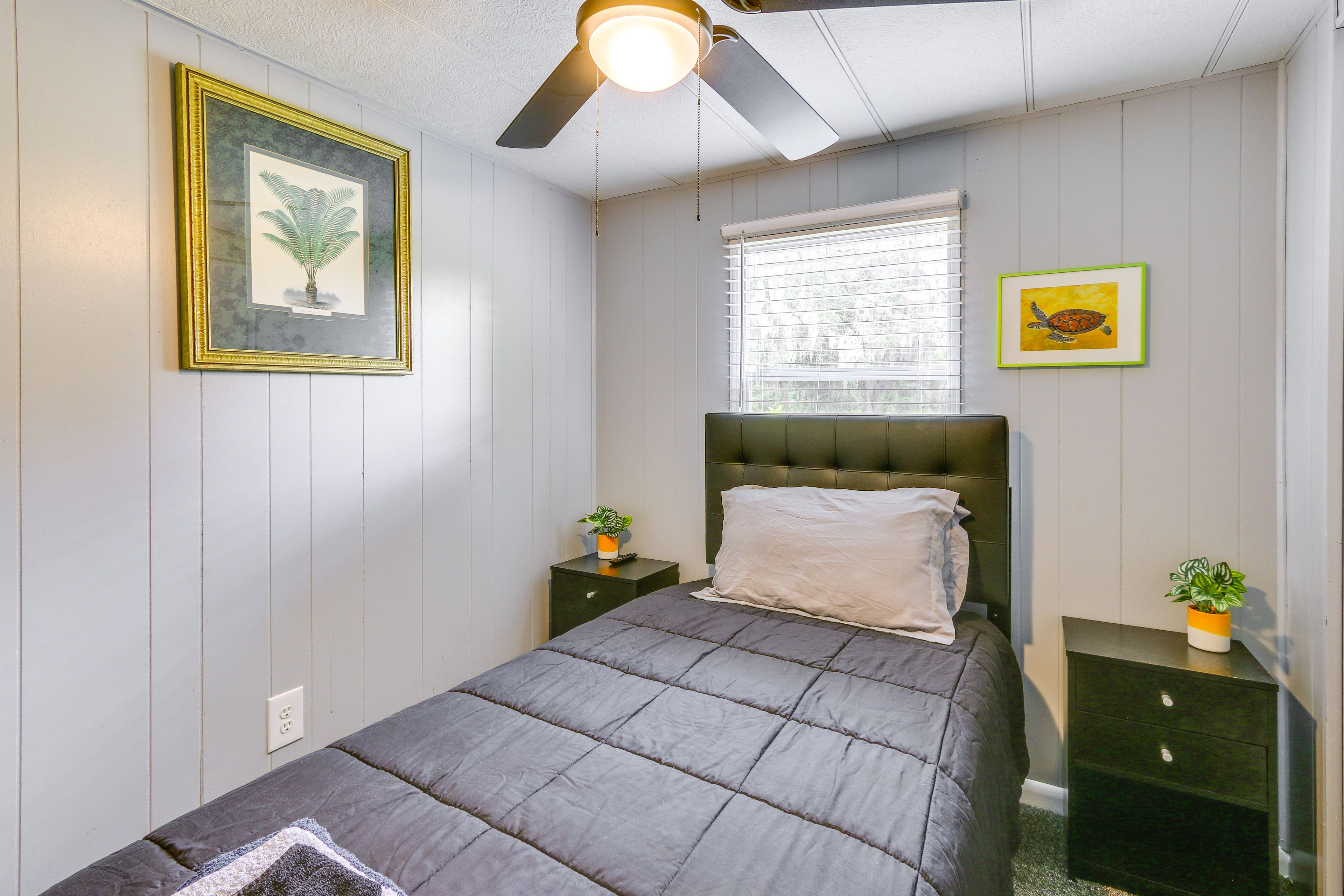 Bedroom 3 | Twin Bed