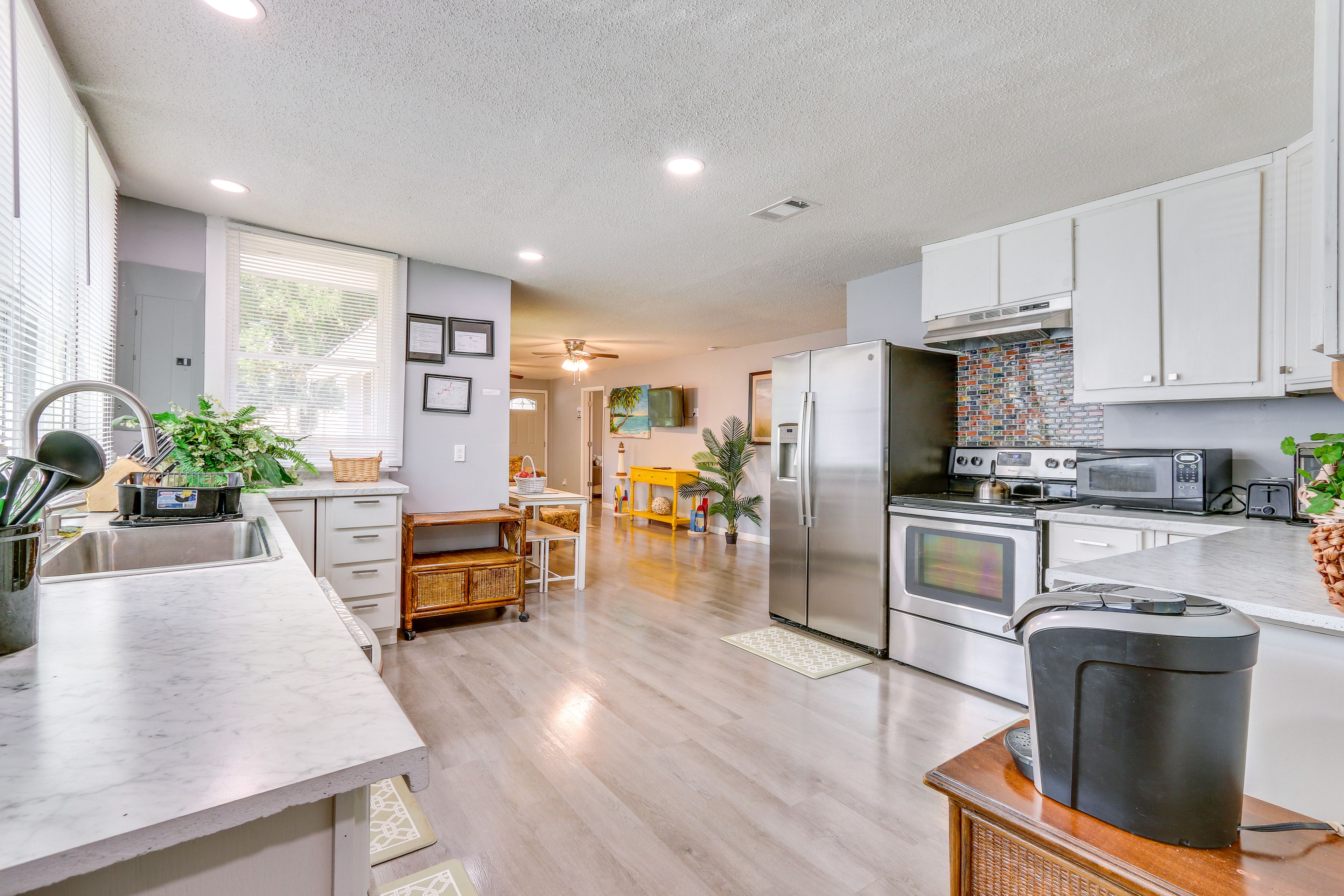 Kitchen | Keurig | Toaster Oven