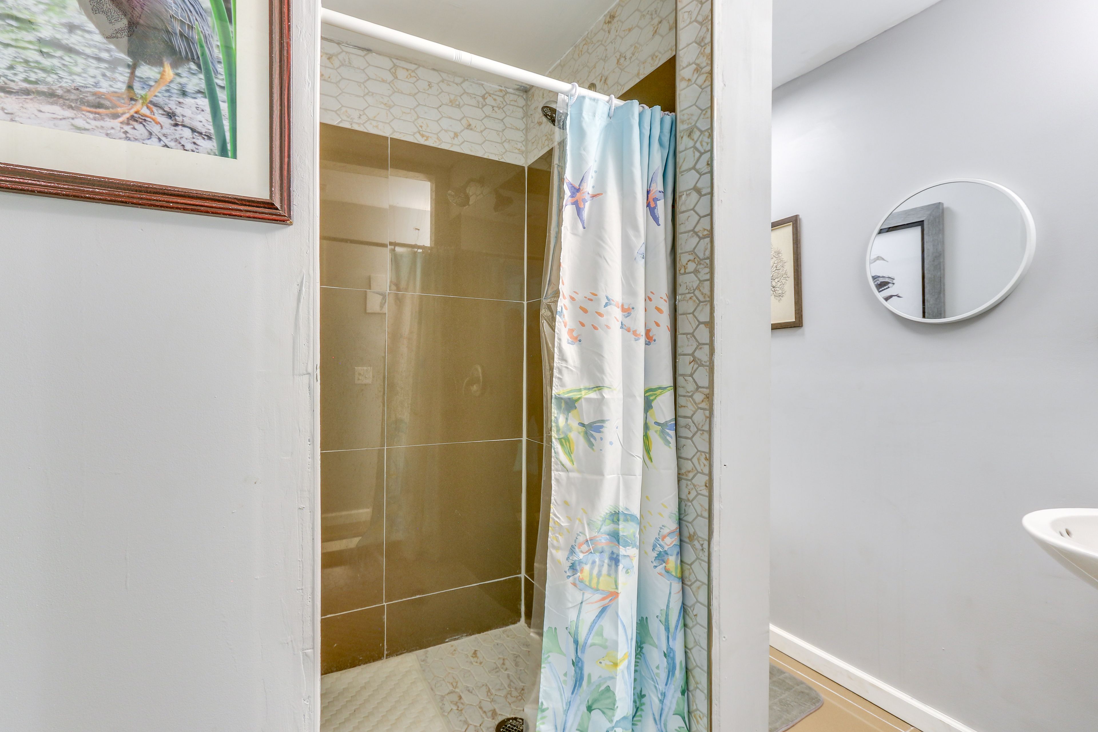 Full Bathroom