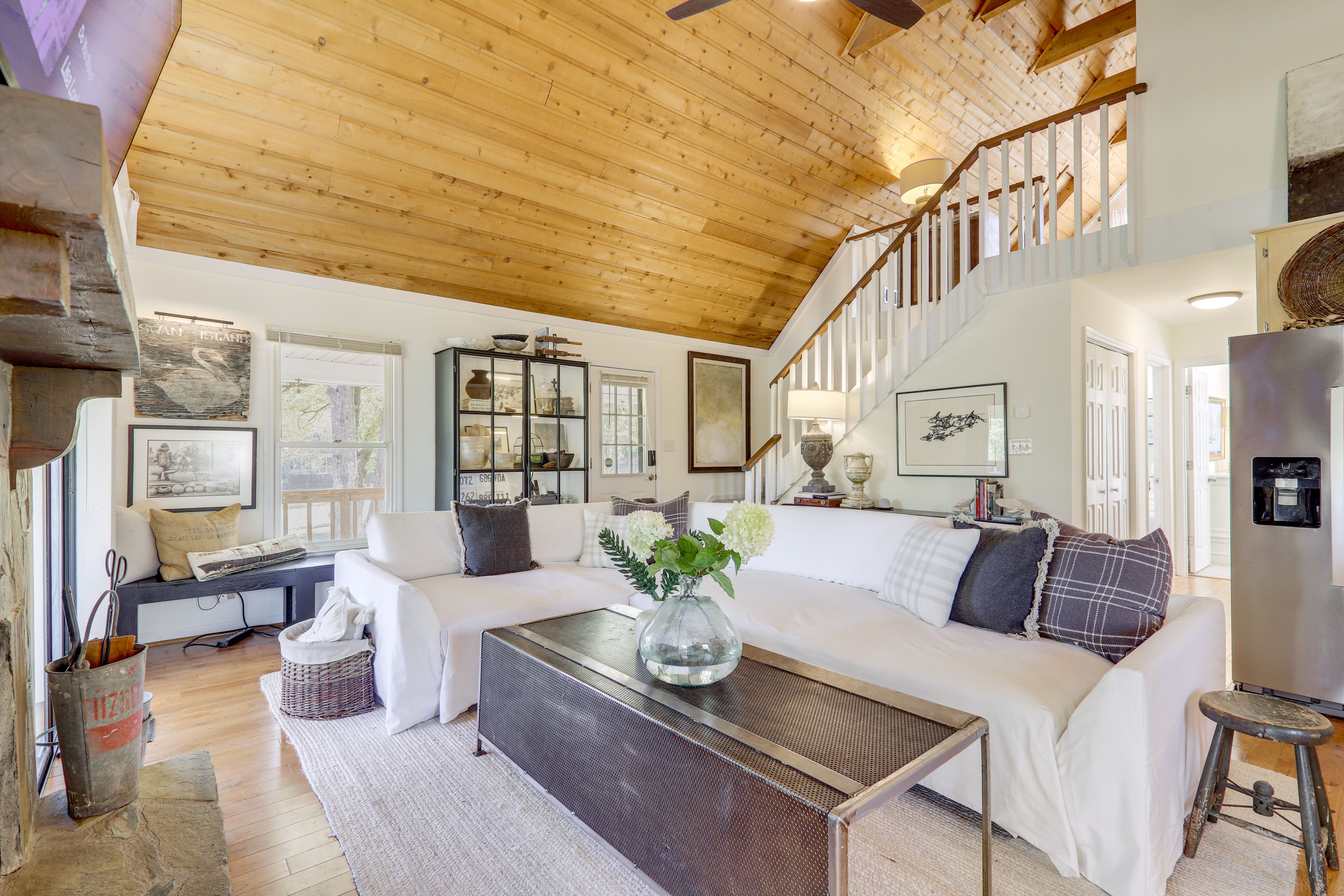 Living Room | Smart TV | Main Level