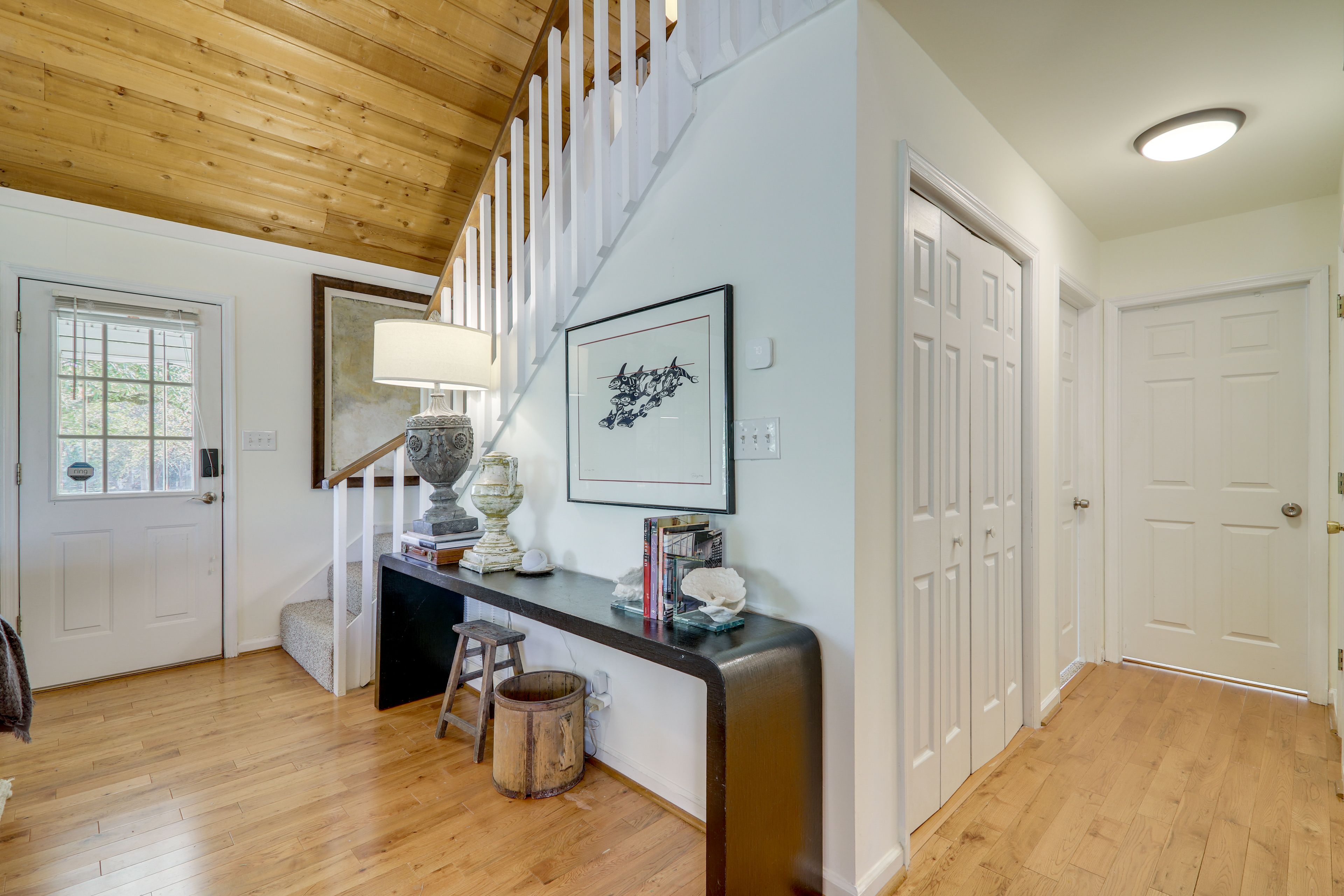 Entryway | Main Level