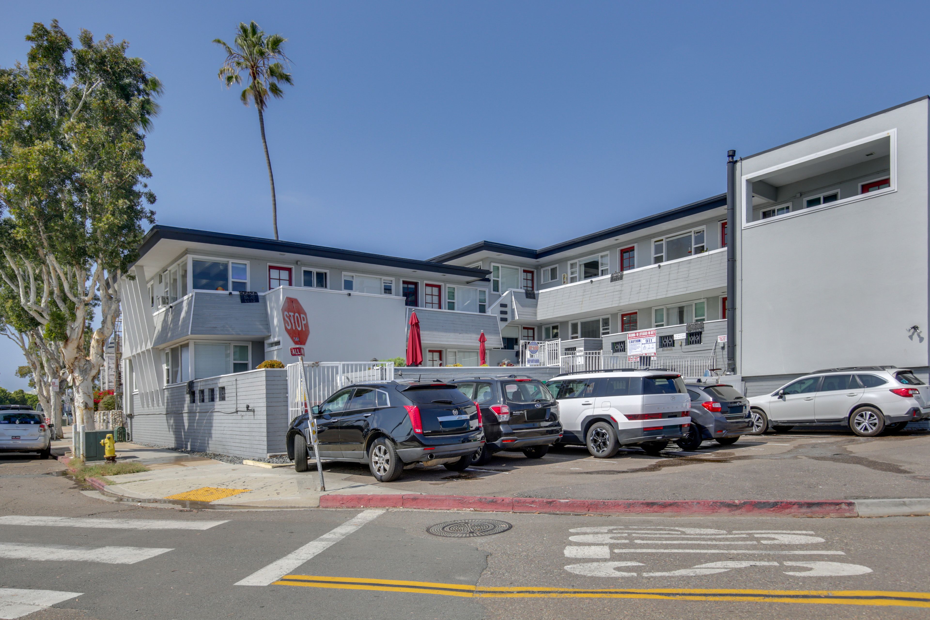 Parking | Designated Space (1 Vehicle) | Addt'l Street Parking Available