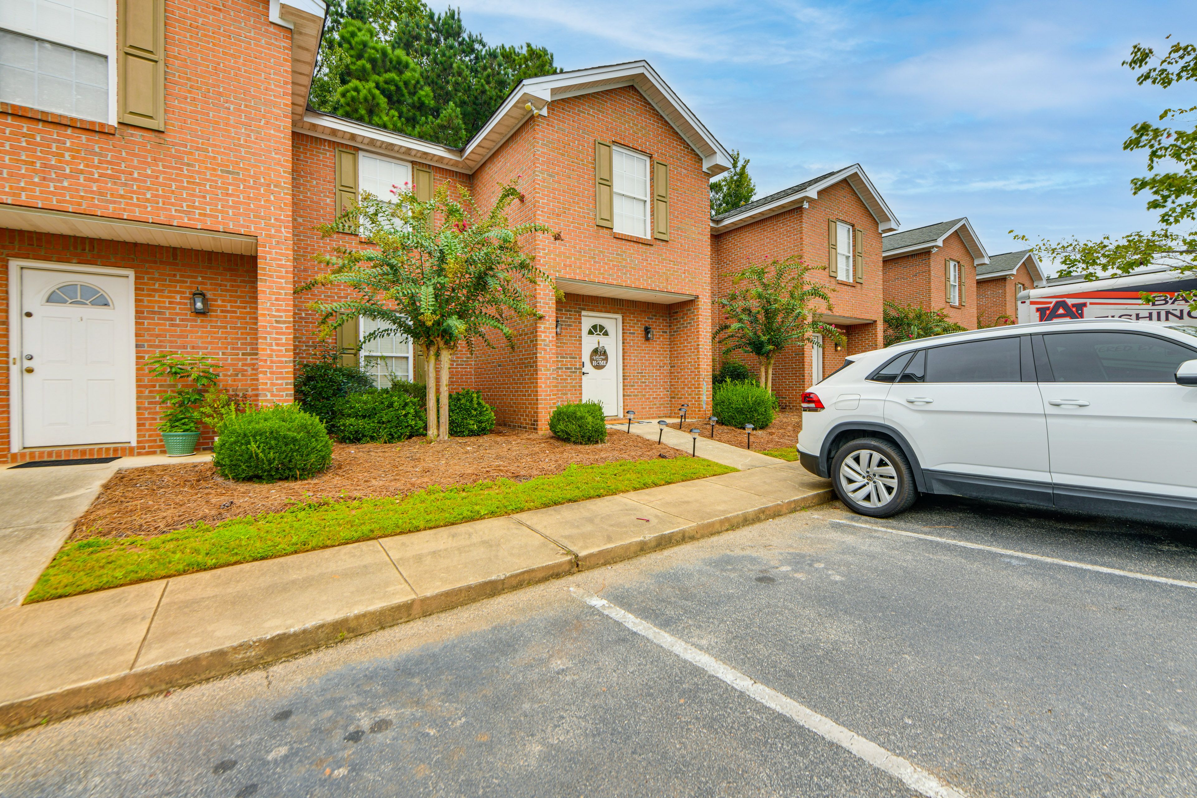 Parking | Community Lot (3 Vehicles)