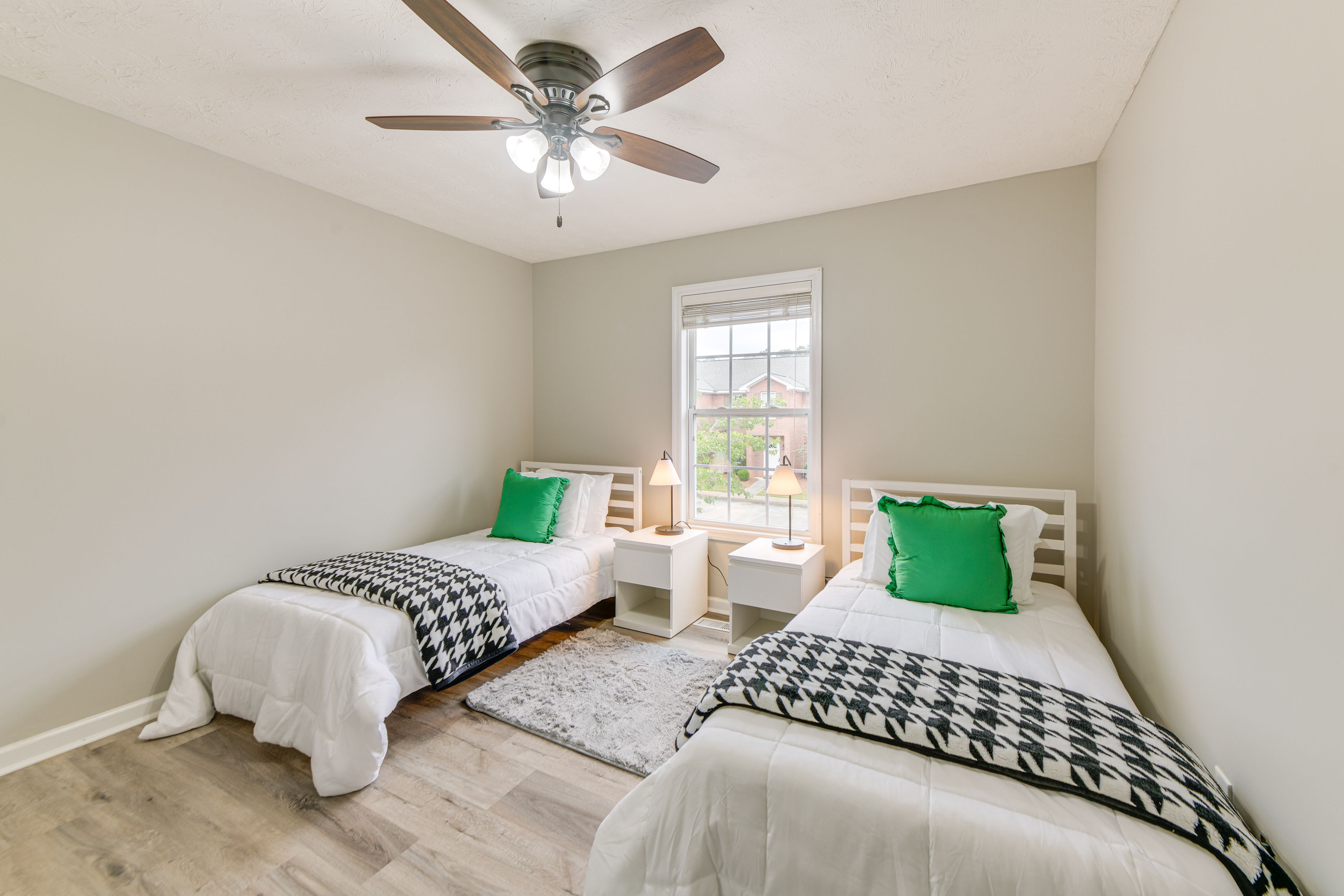 Bedroom 3 | 2nd Floor | 2 Twin Beds