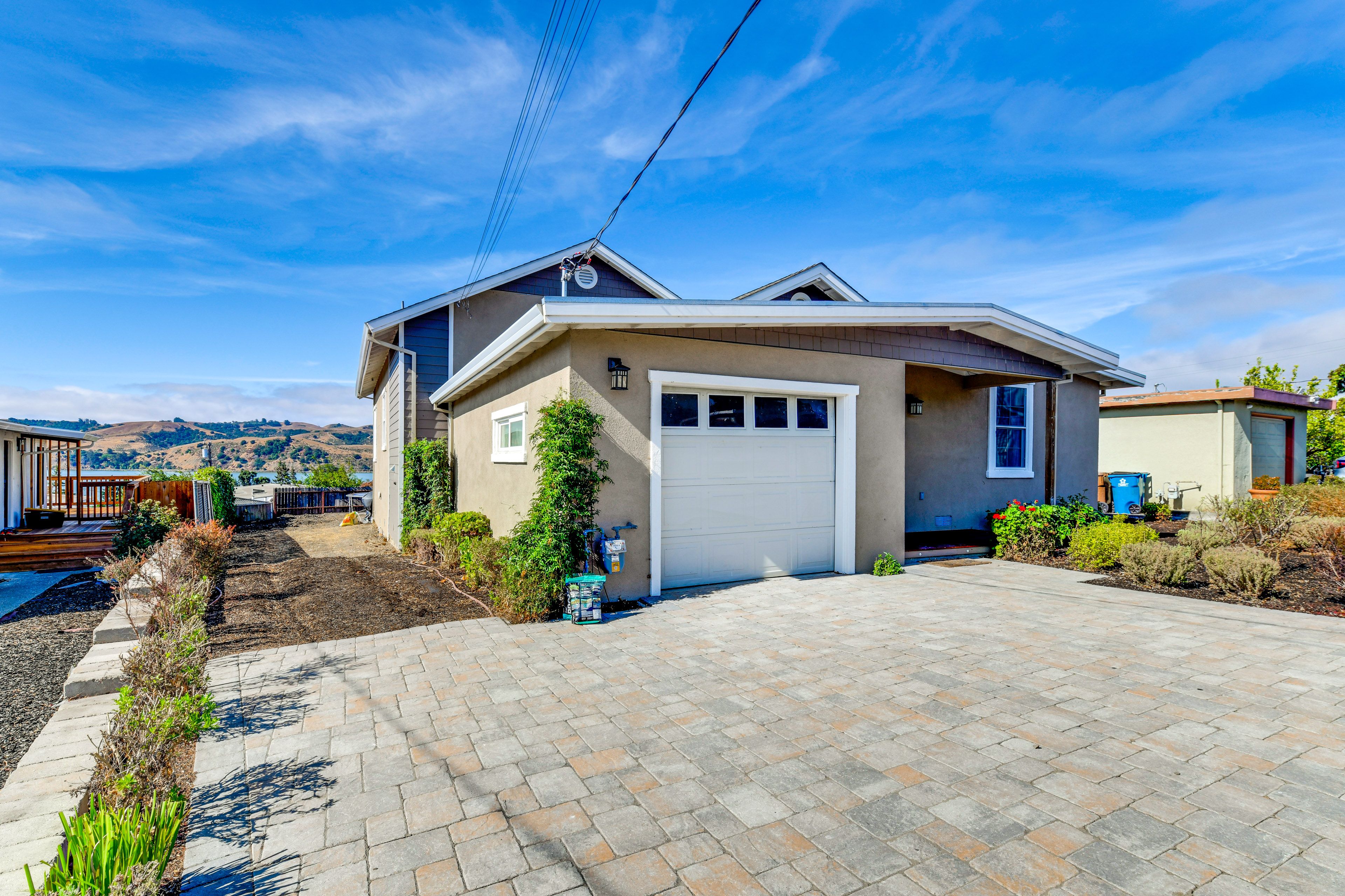 Single-Story House | Self Check-In | 2 Mi to Benicia Marina