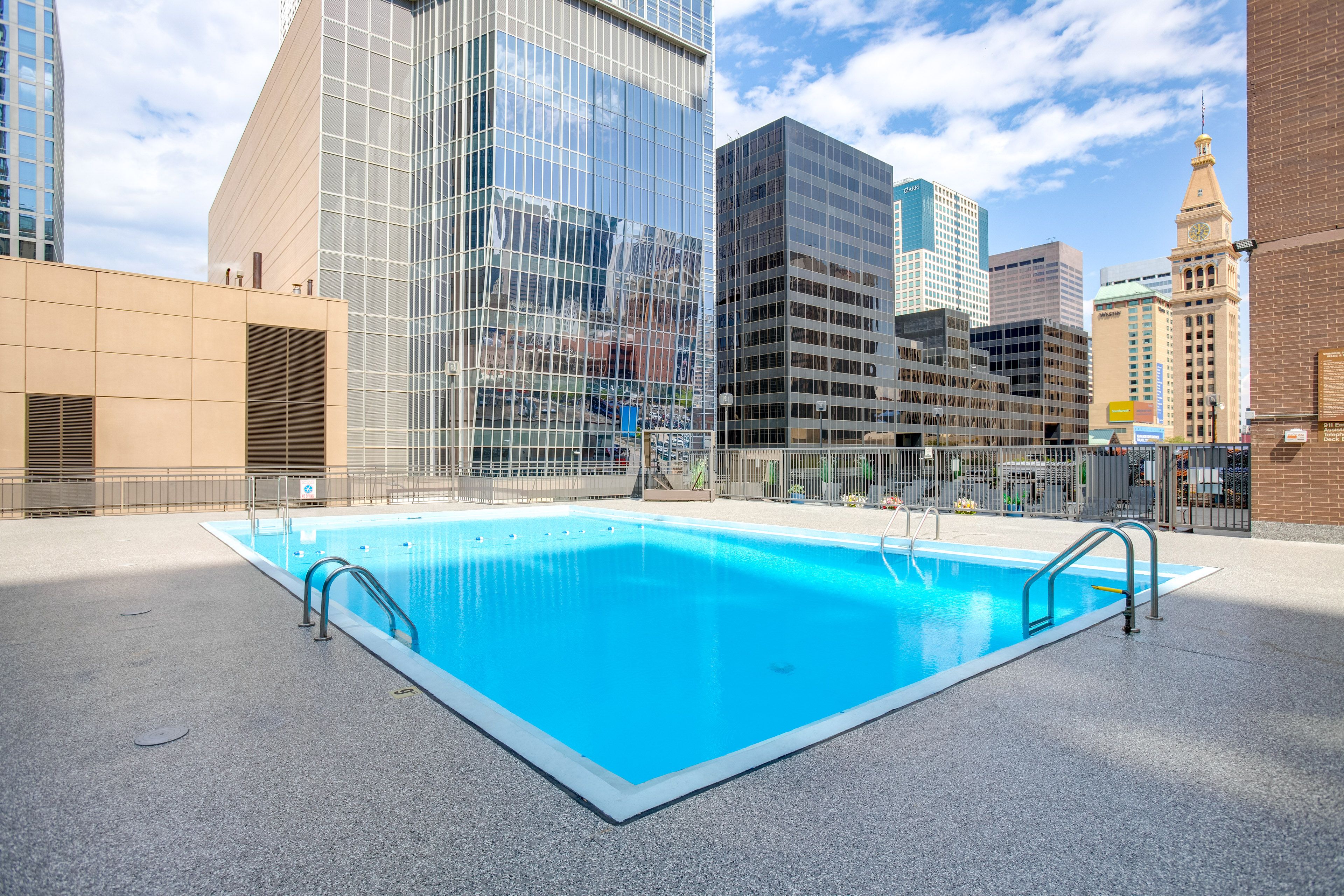 Brooks Tower Residences | Community Amenities | Seasonal Rooftop Pool