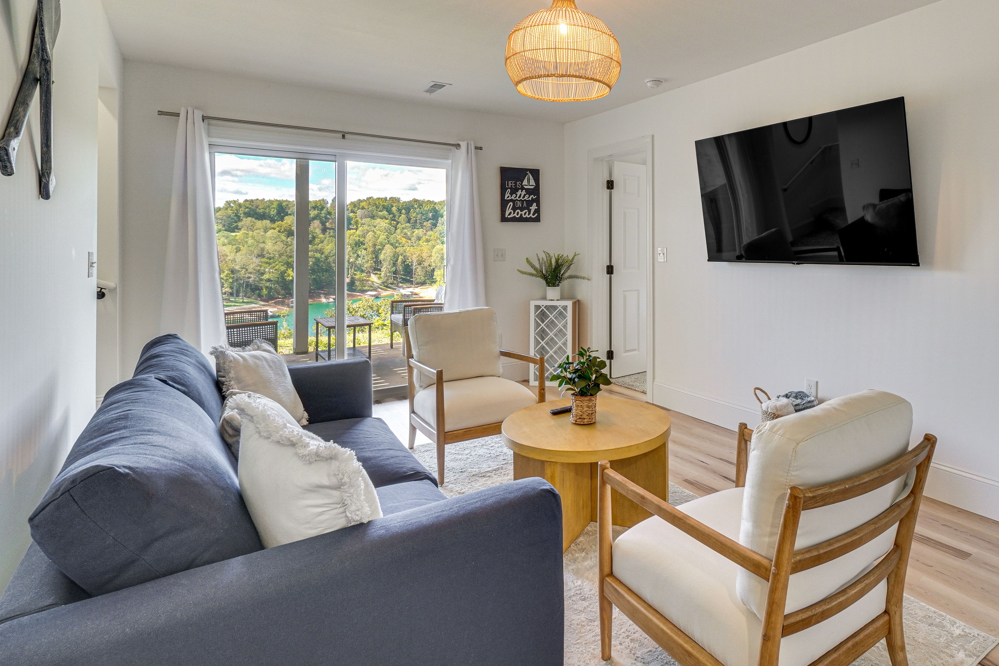 Living Area | Lower Floor