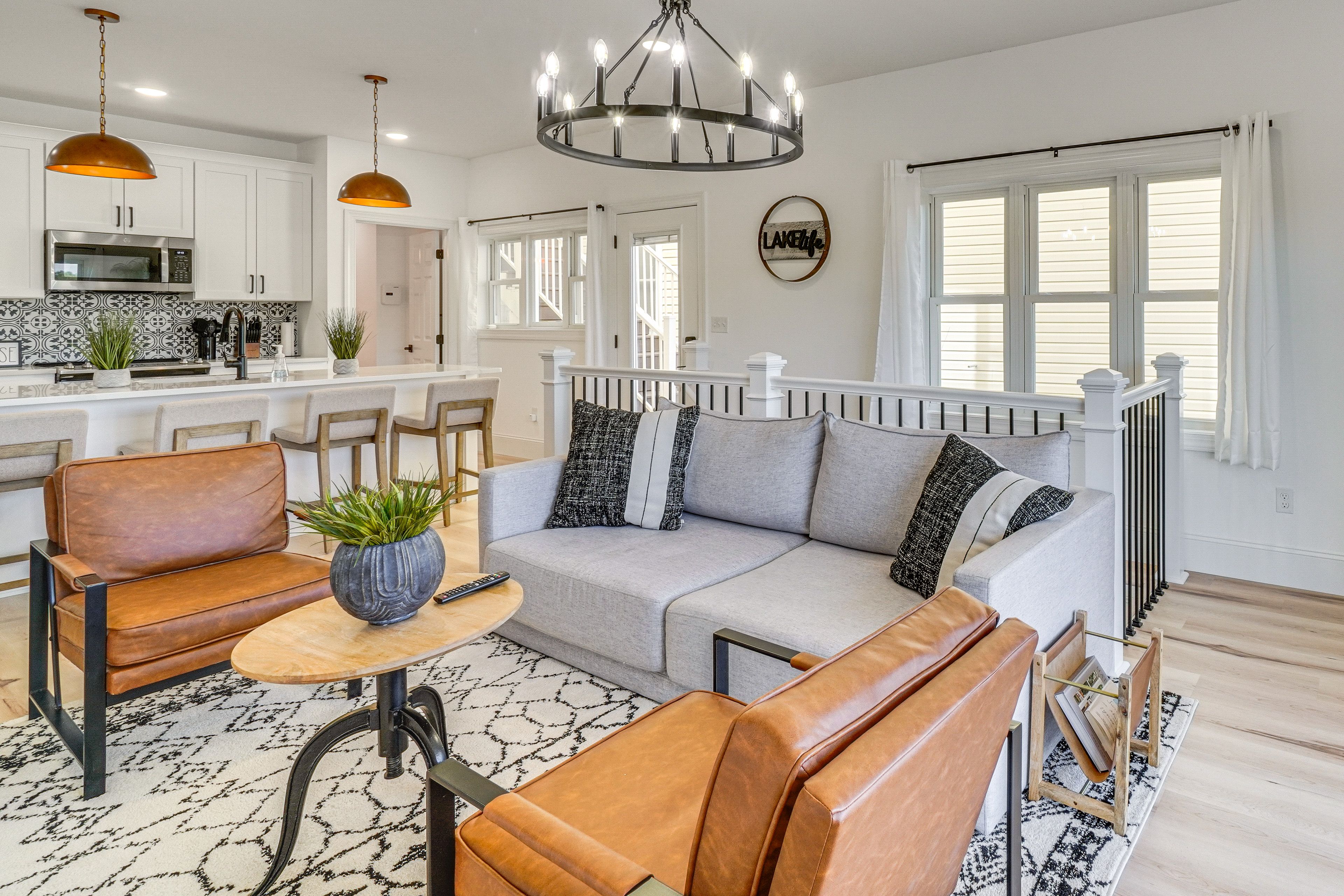 Living Room | Main Floor