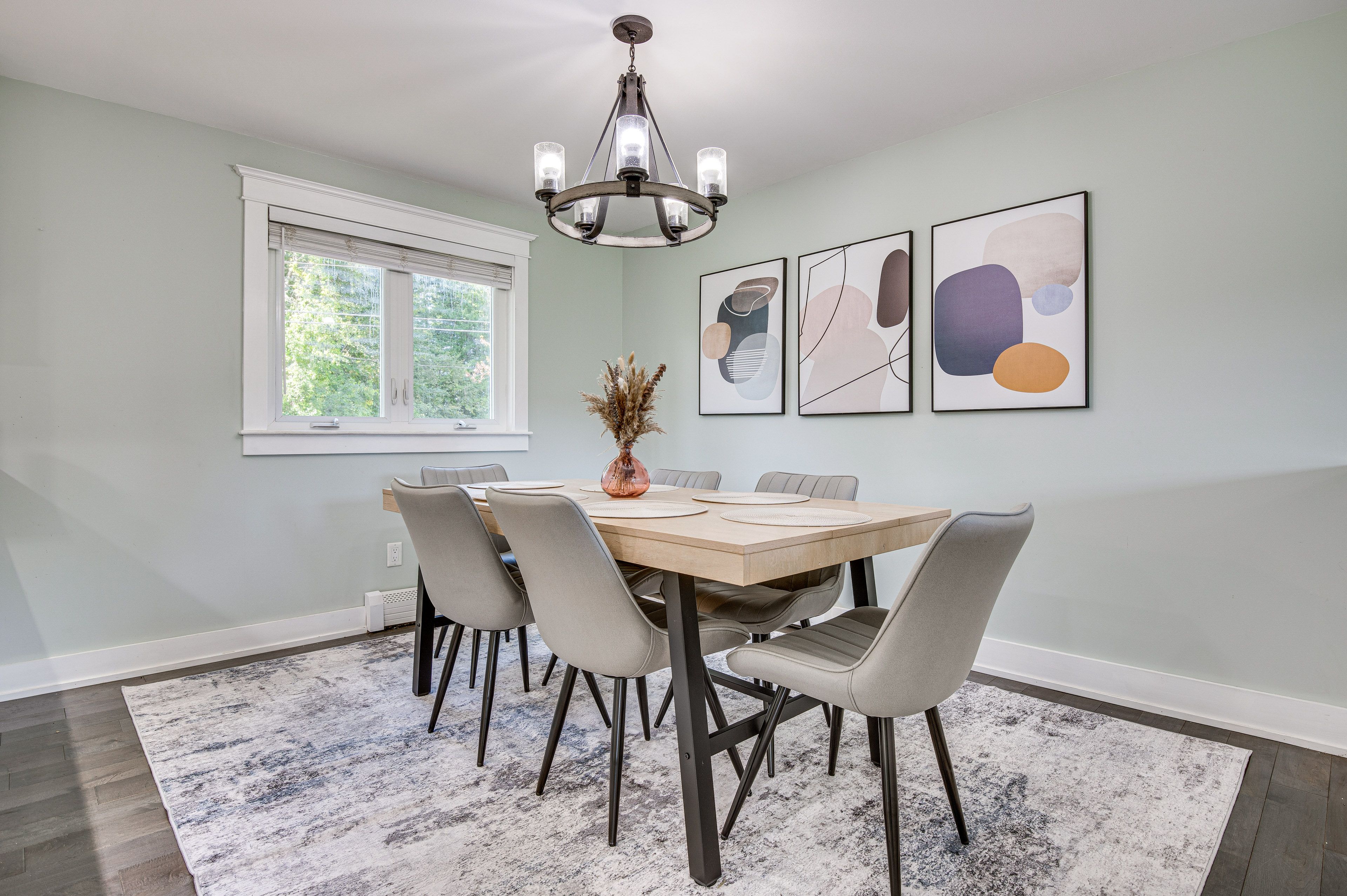 Dining Area | Main Level