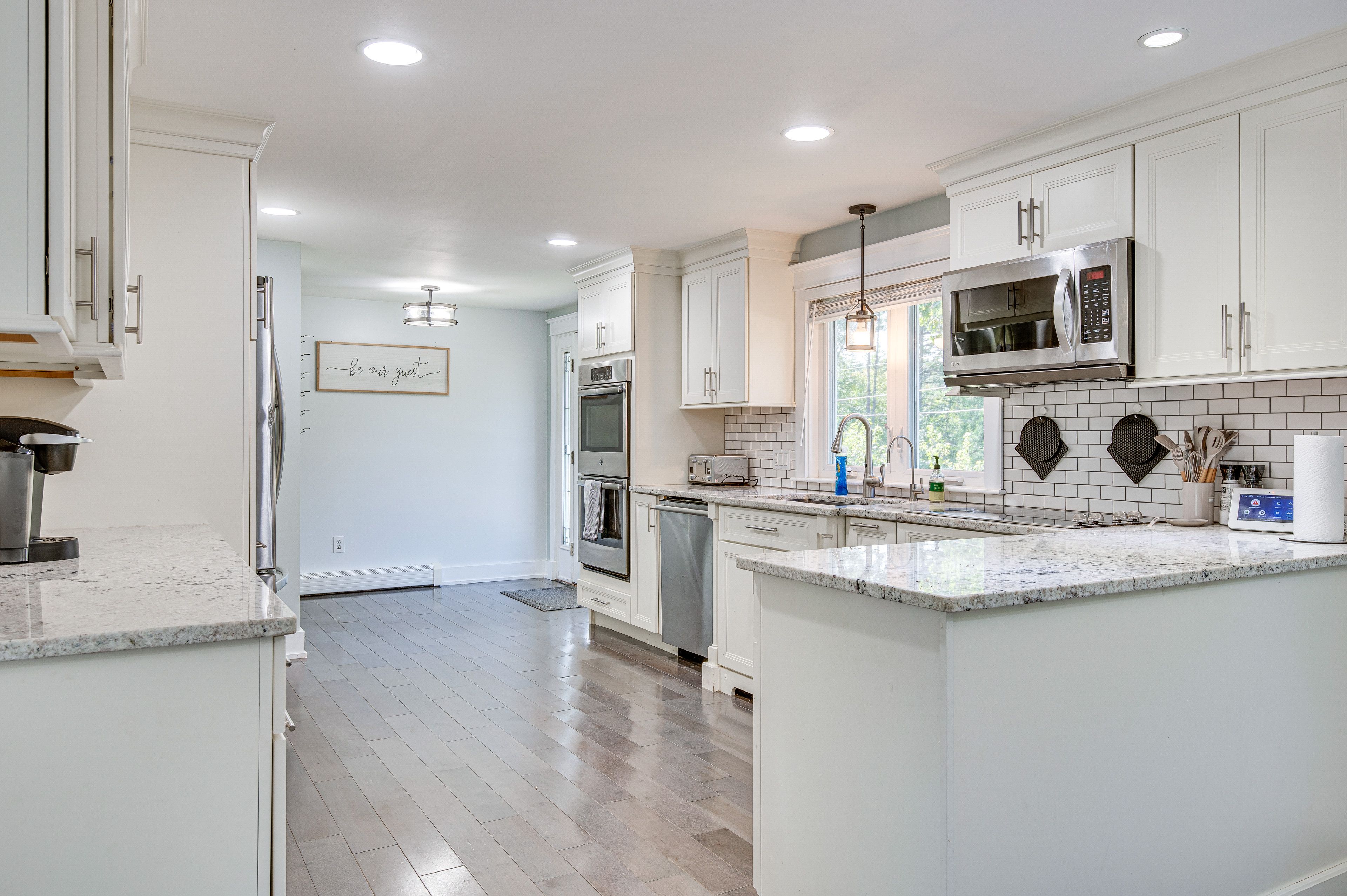 Kitchen | Cooking Basics | Keurig Coffee Maker | Toaster | Main Level