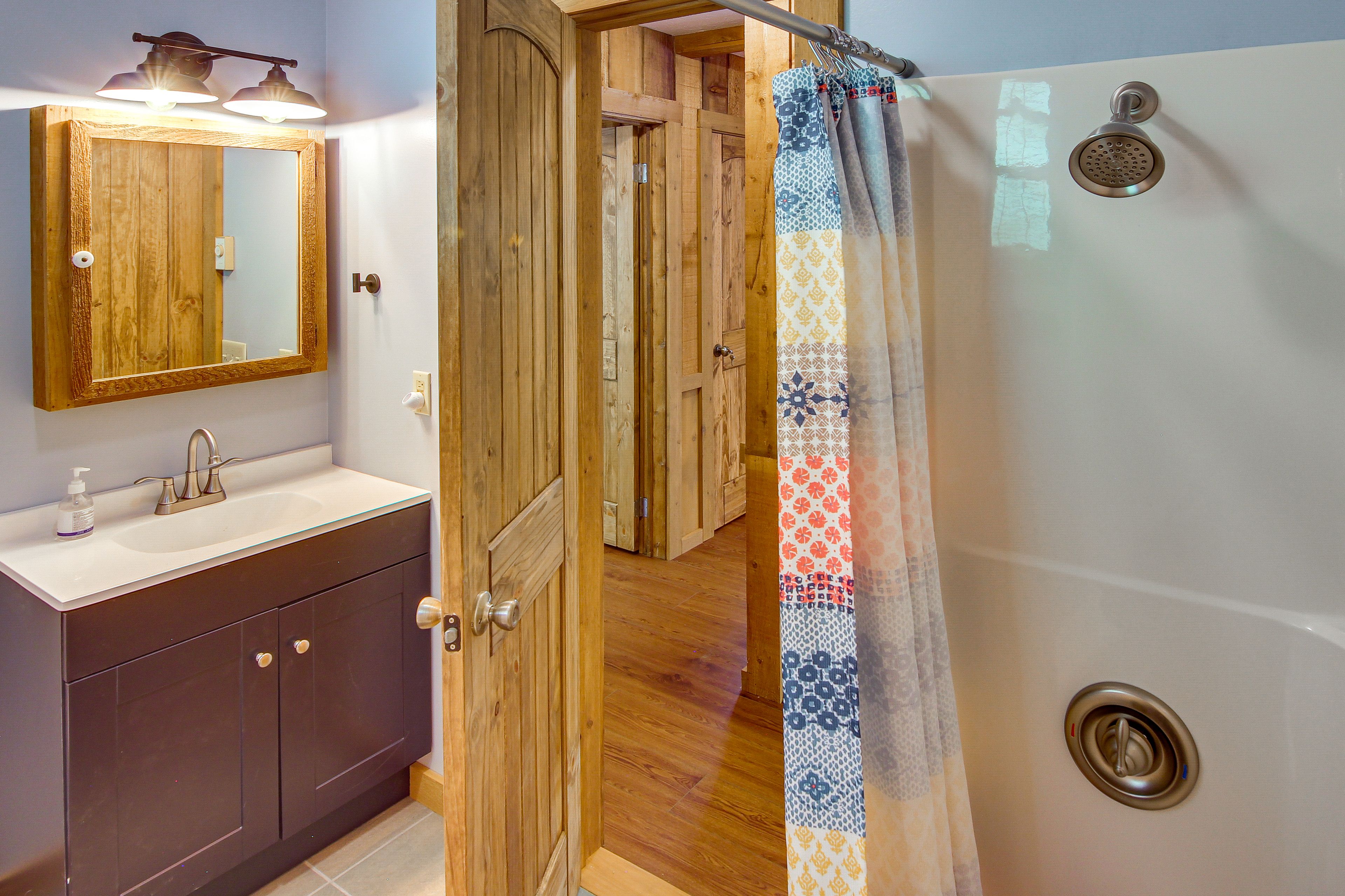 Bathroom | Towels Provided