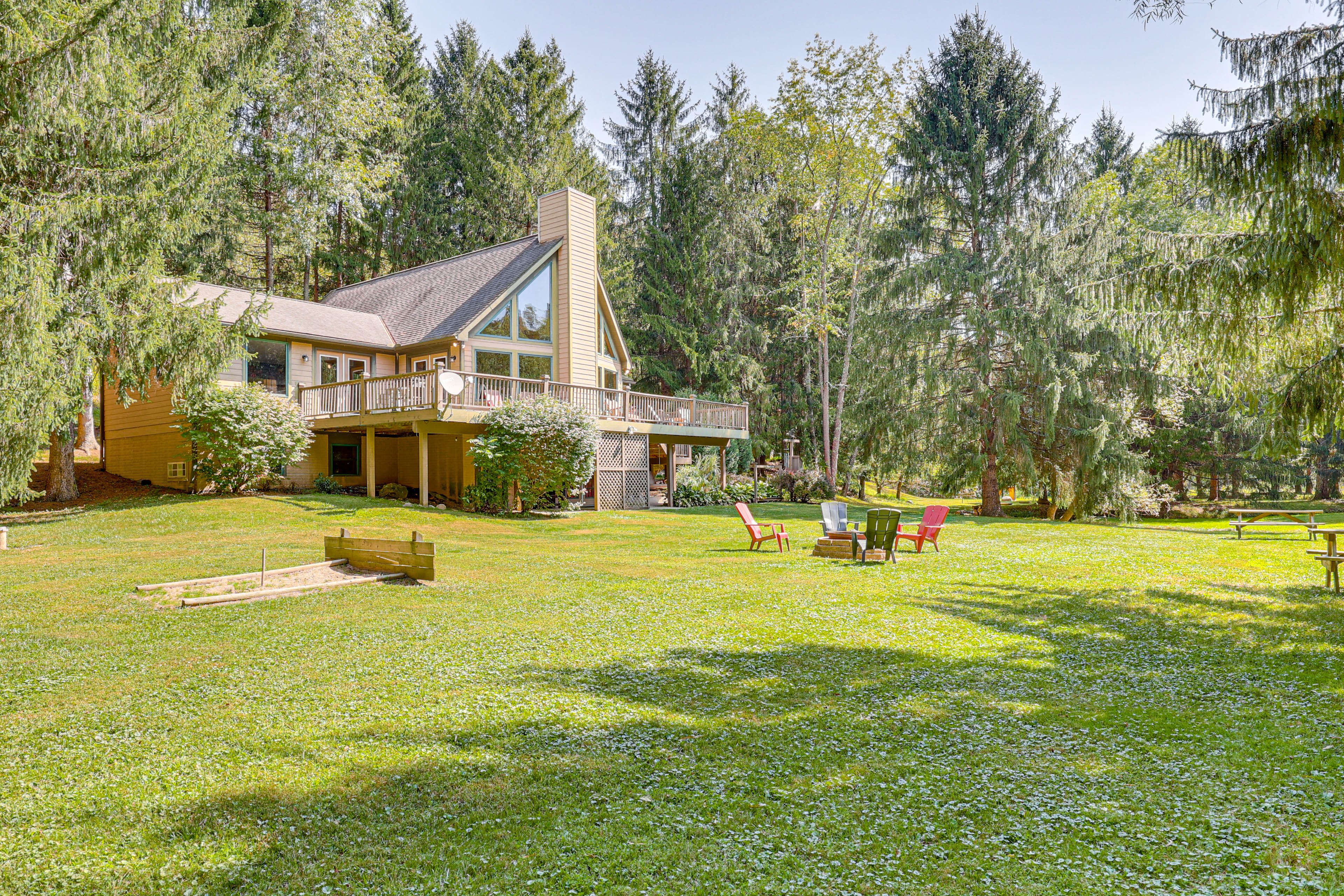 2-Acre Lot | Horseshoe Pit | Stream