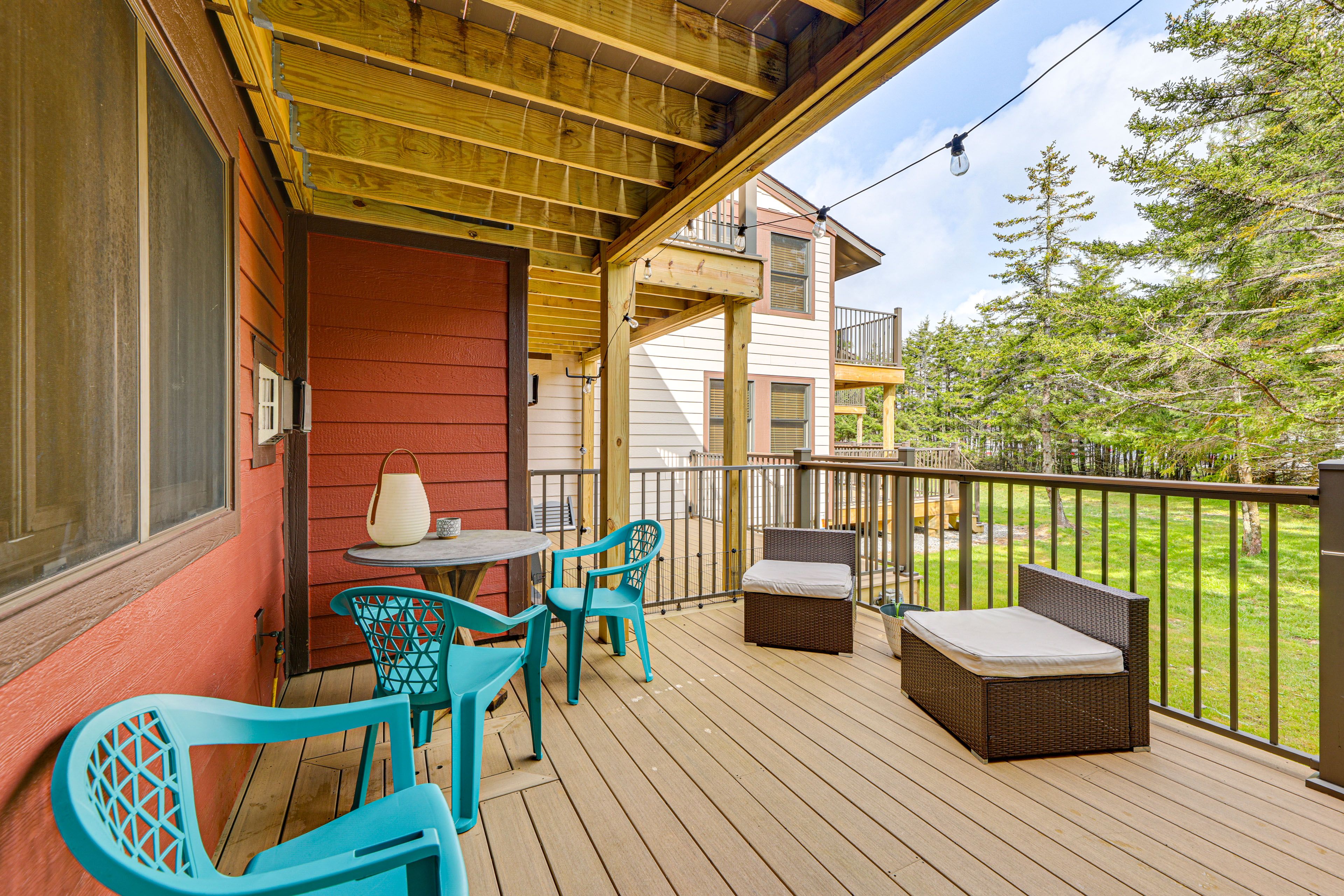 Private Deck | Gas Grill | Skiing & Mountain Biking On-Site
