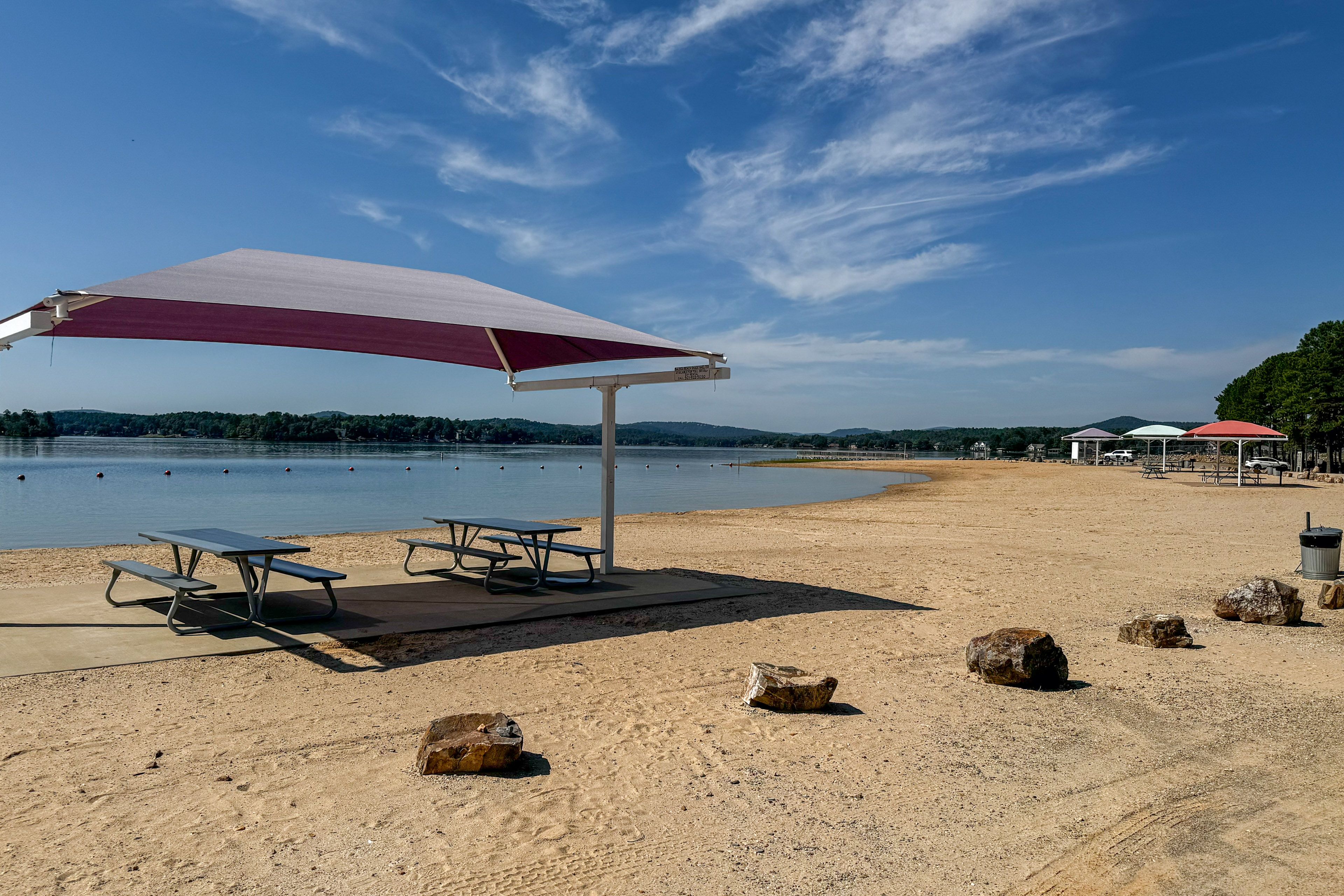 Hot Springs Village | Community Amenities | 1 Mi to Beach & Playground