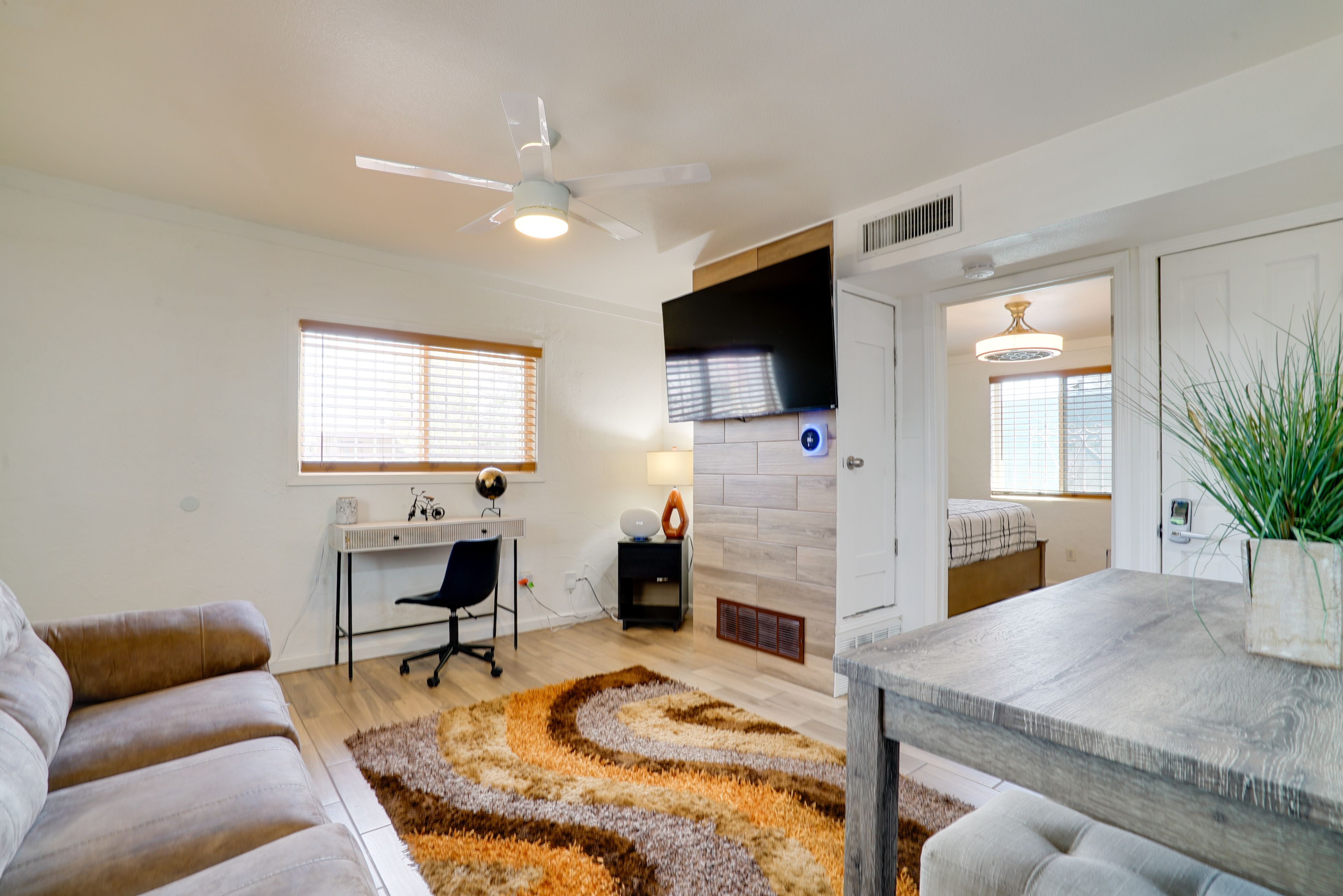 Living Area | Desk | Smart TV | Single-Story Unit