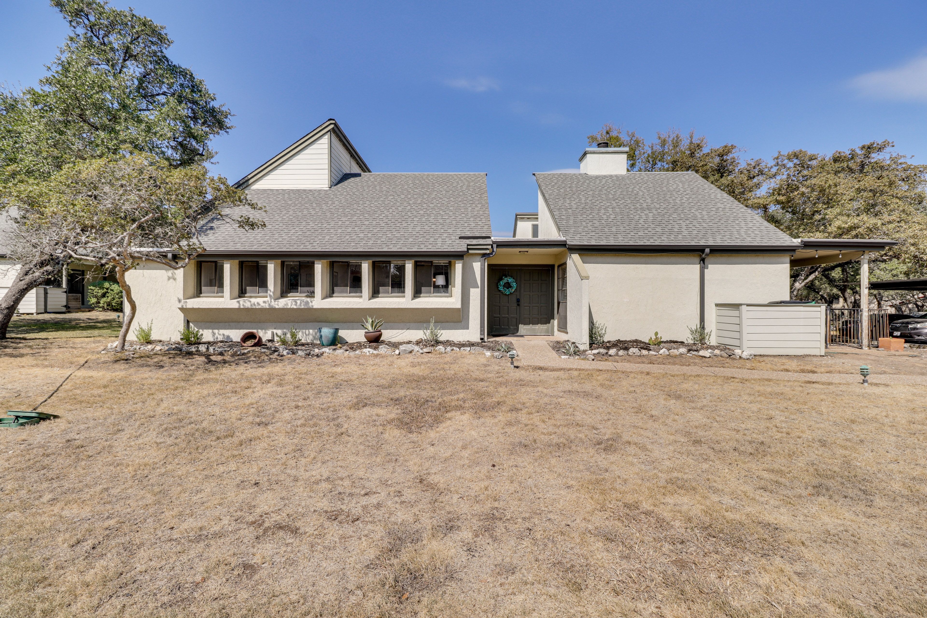 1 Addt'l Guest Parking Spot (First-Come, First-Served)