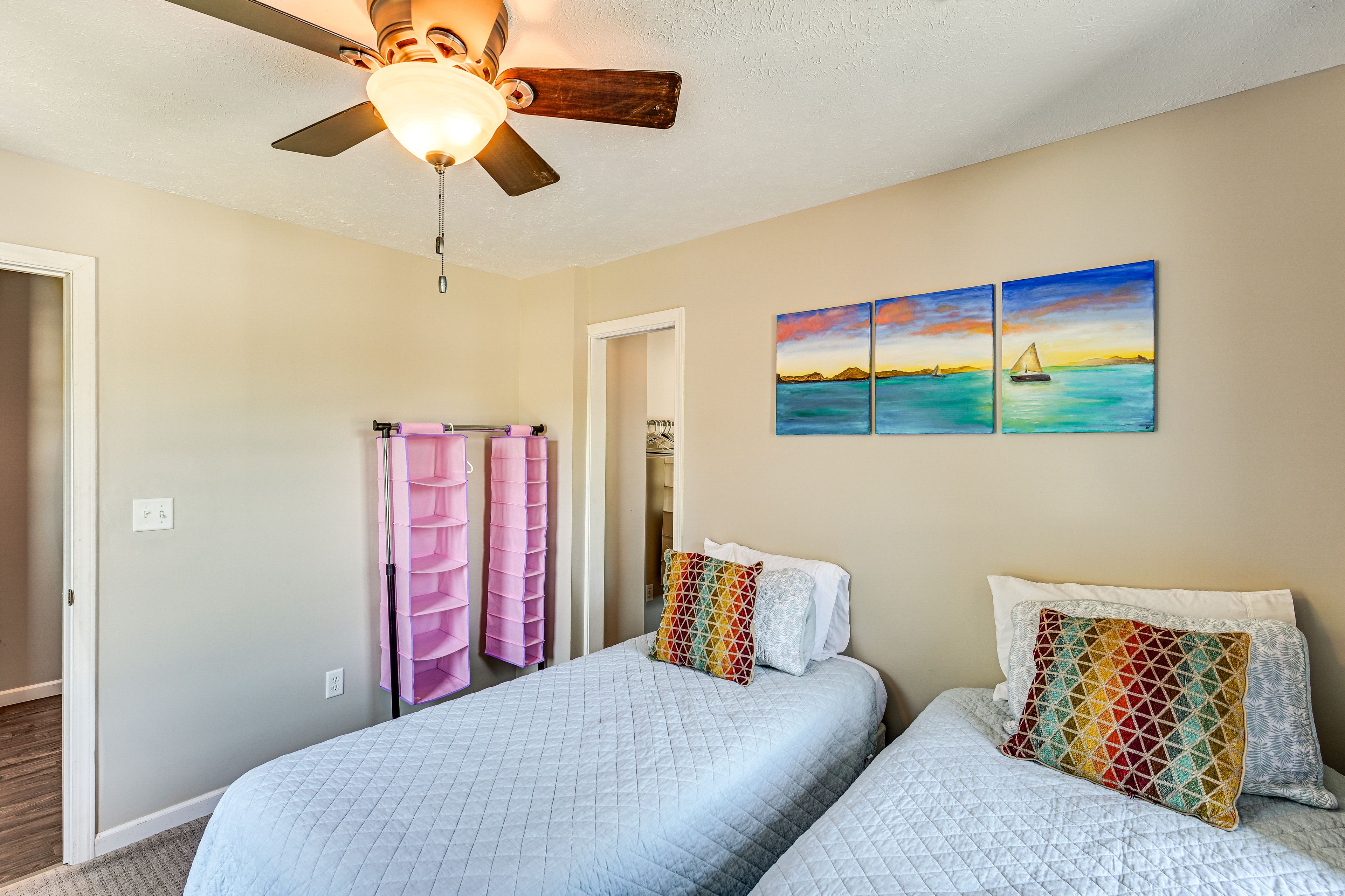 Bedroom 5 | 2 Twin Beds