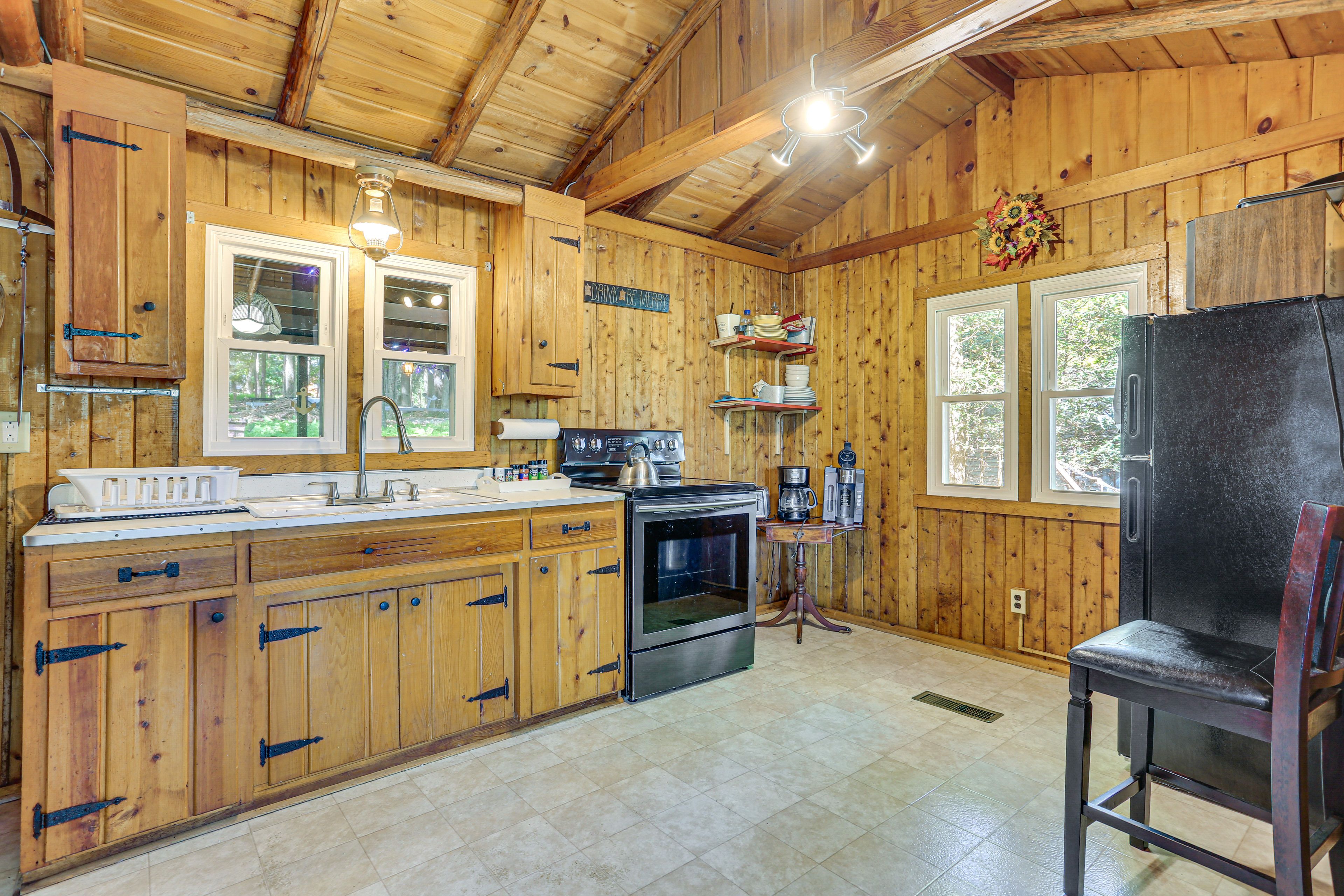 Kitchen | Cooking Basics | Drip & Pod Coffee Makers