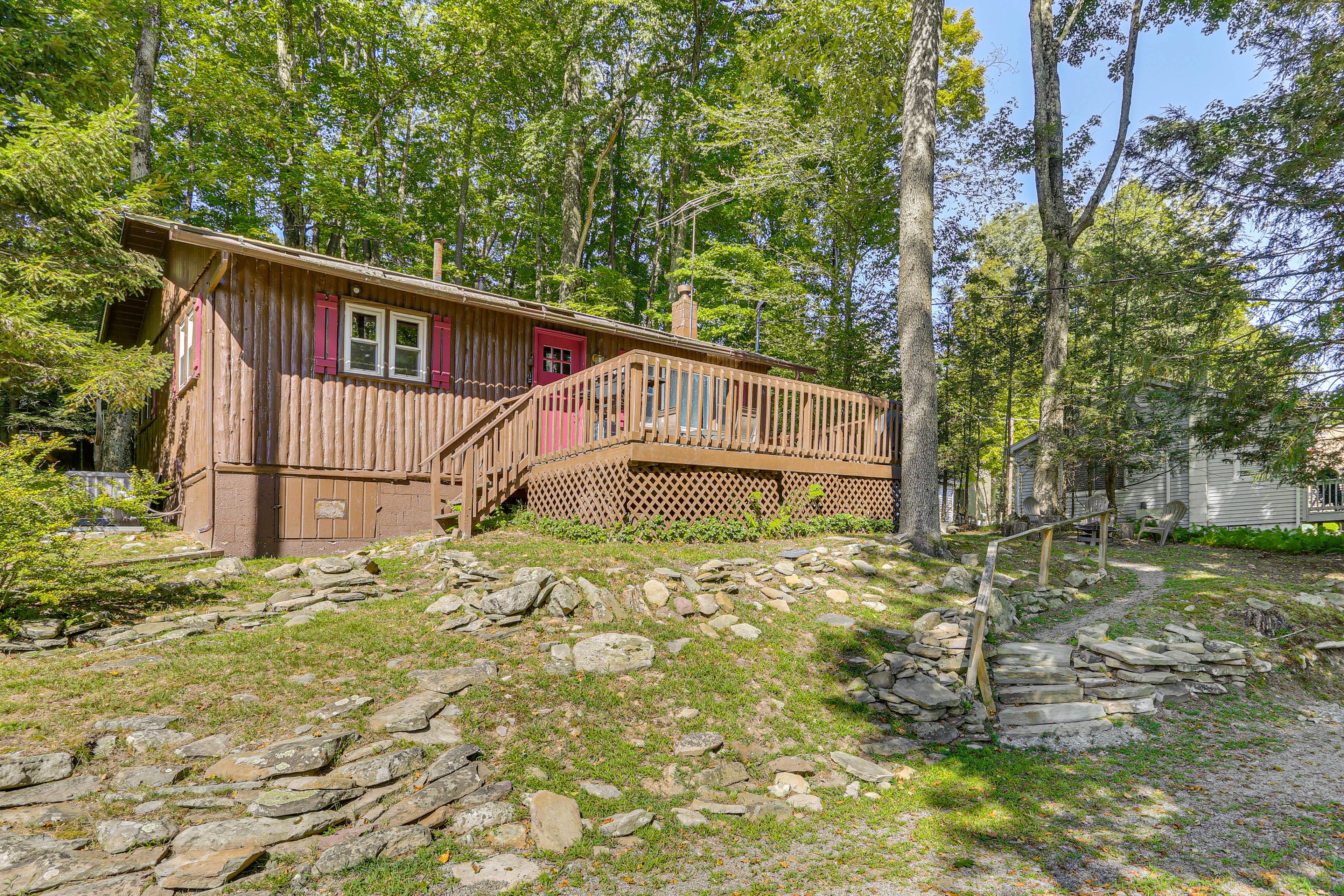 Exterior | Parking | Driveway (4 Vehicles) | Street Parking Prohibited