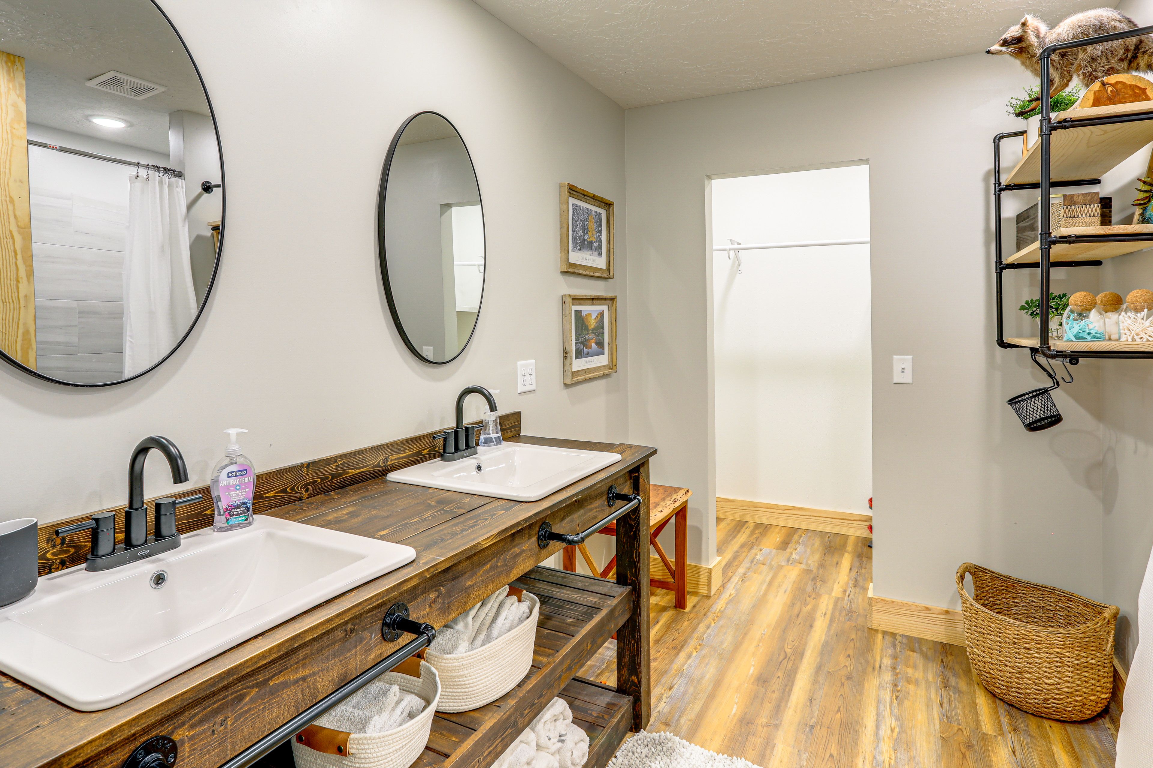 En-Suite Bathroom
