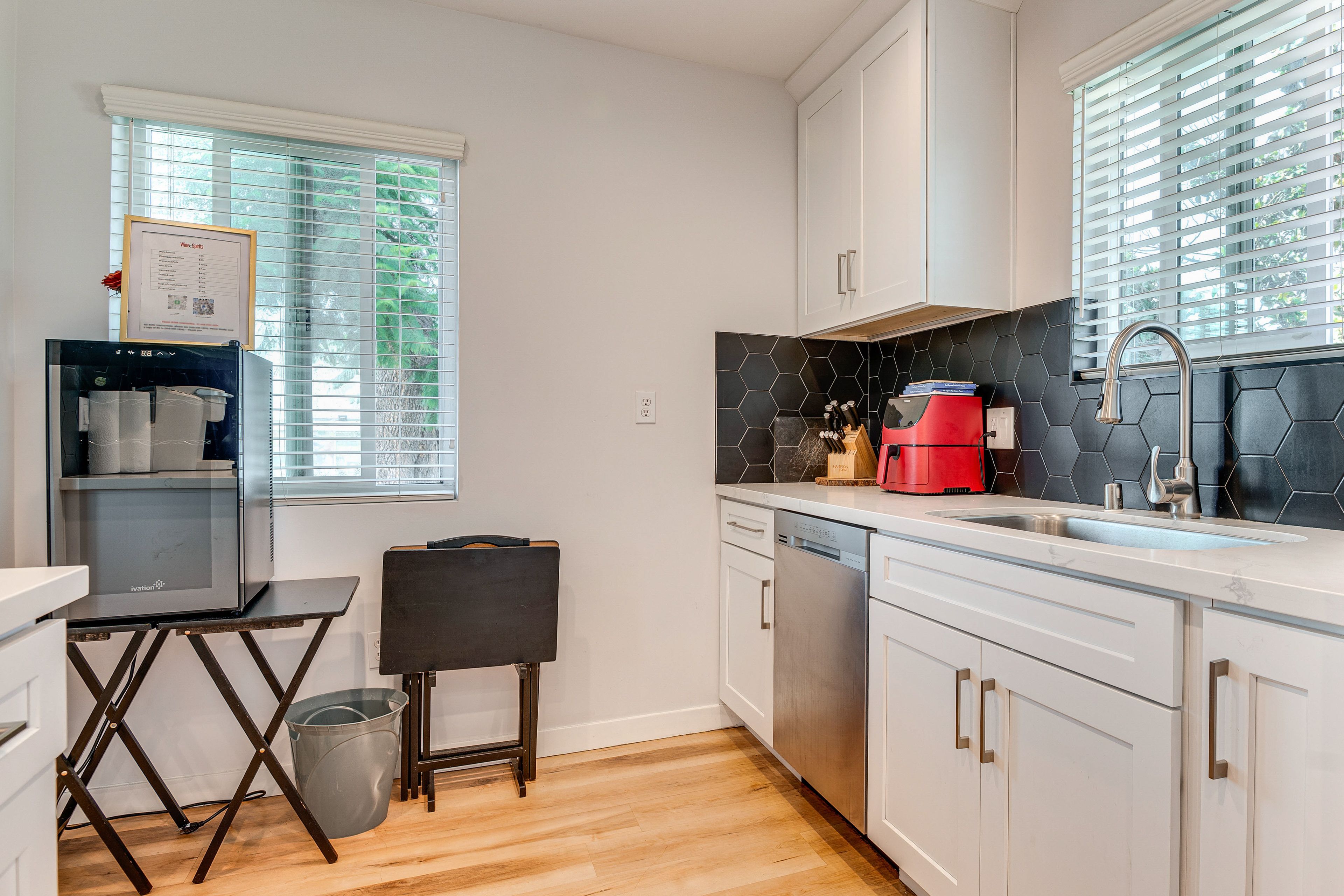 Kitchen | Keurig & Drip Coffee Makers | Dishwasher | Cooking Basics