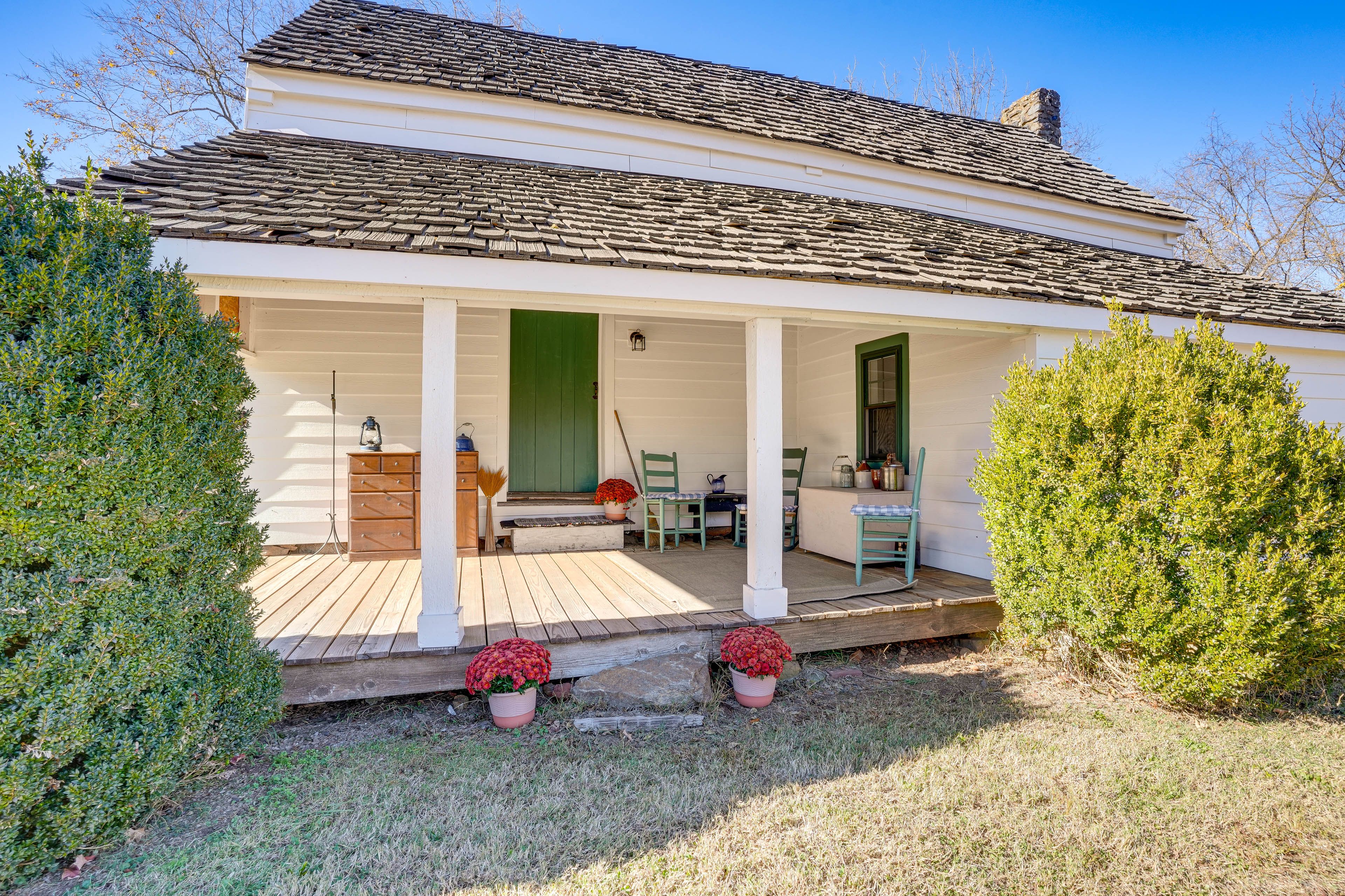 Rapidan Vacation Rental | 2BR | 1BA | 900 Sq Ft | 2 Steps to Enter