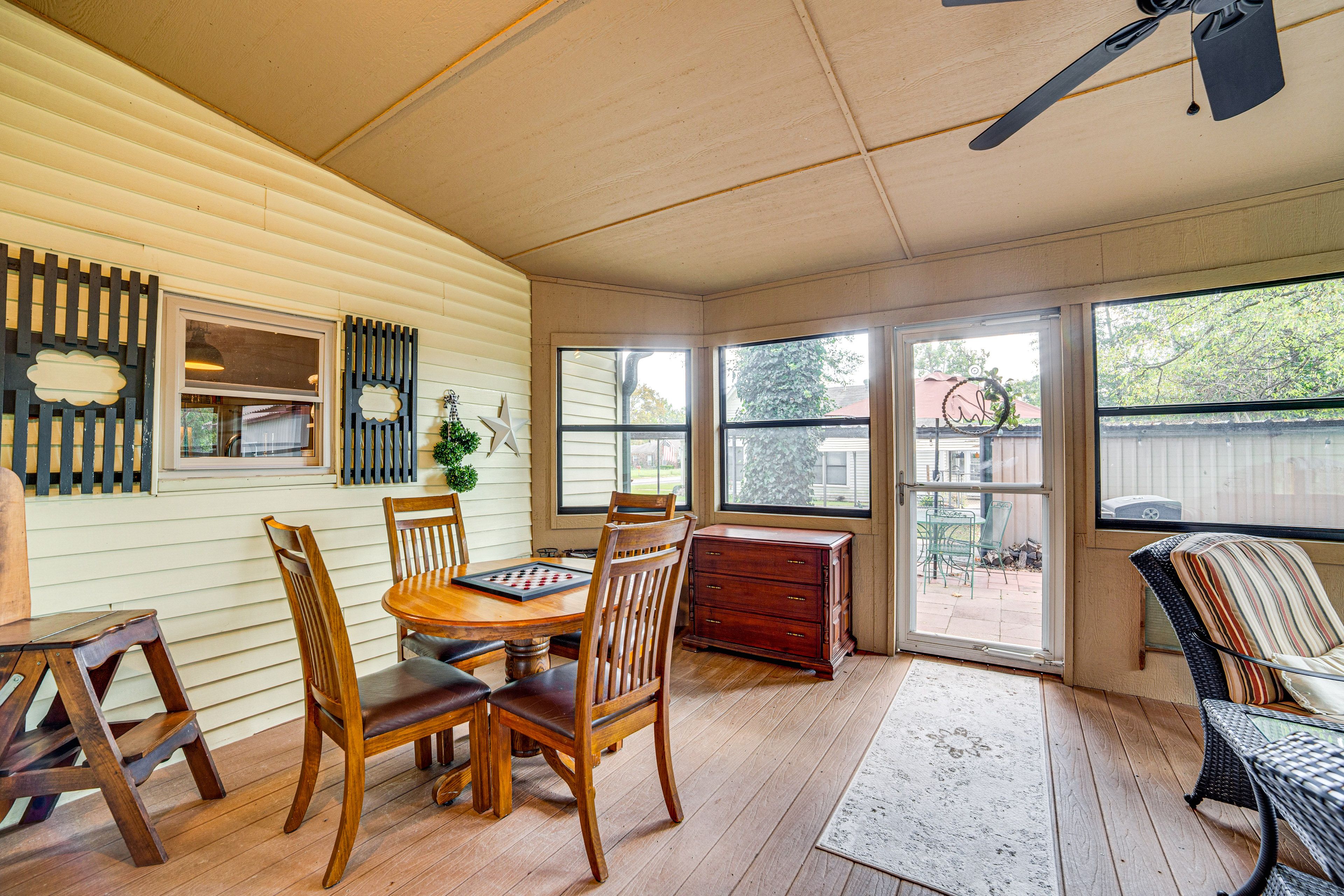 3-Season Sunroom