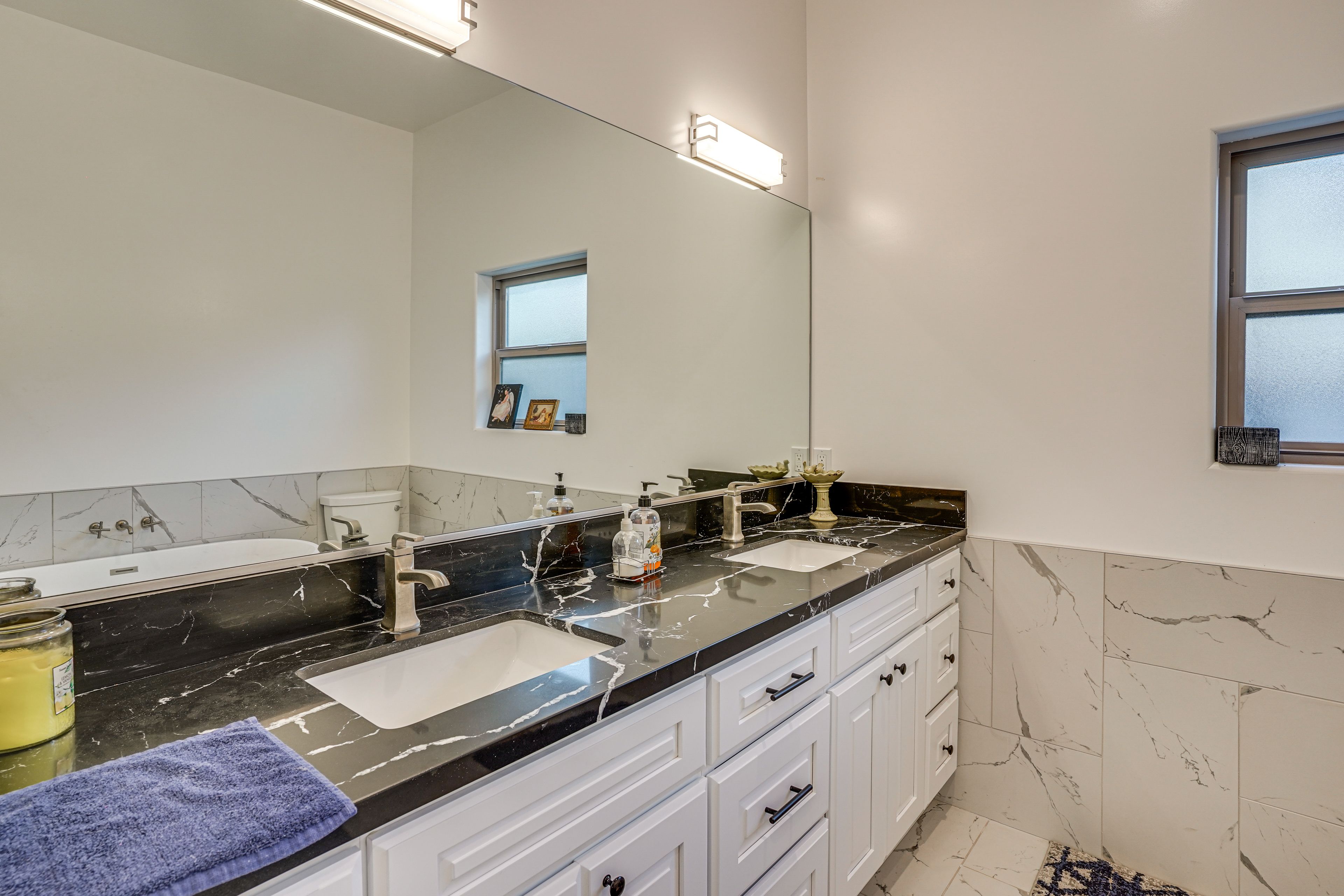 En-Suite Bathroom | 1st Floor