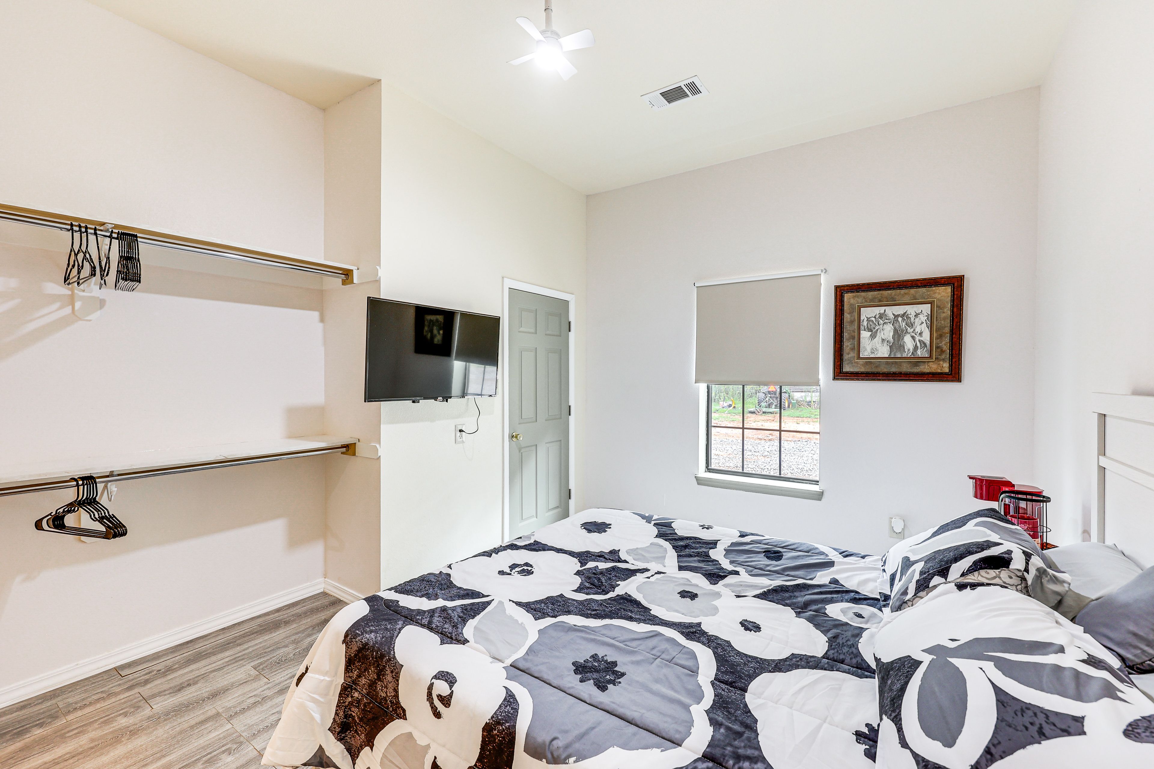 Bedroom 3 | 1st Floor | Queen Bed