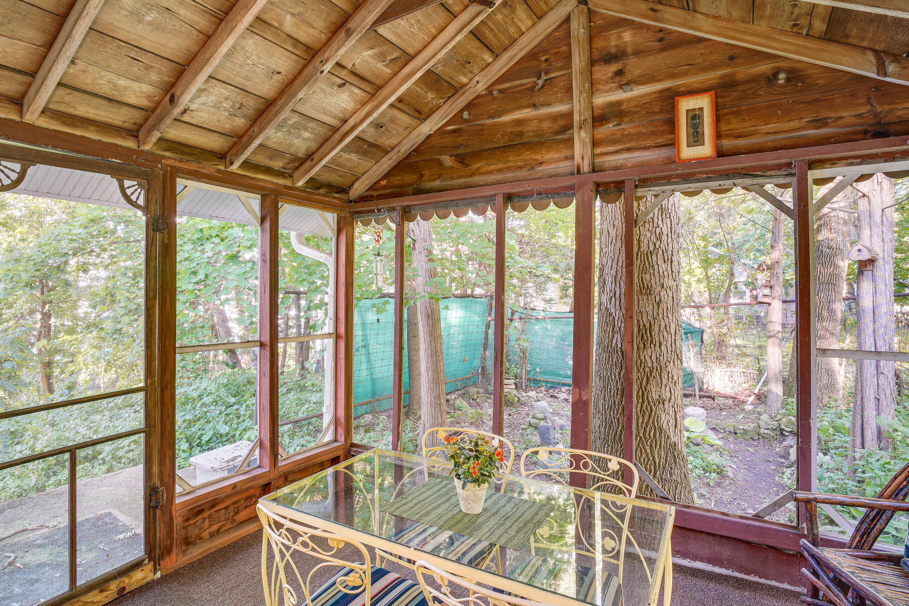 House Exterior | Screened Porch | Dining Area