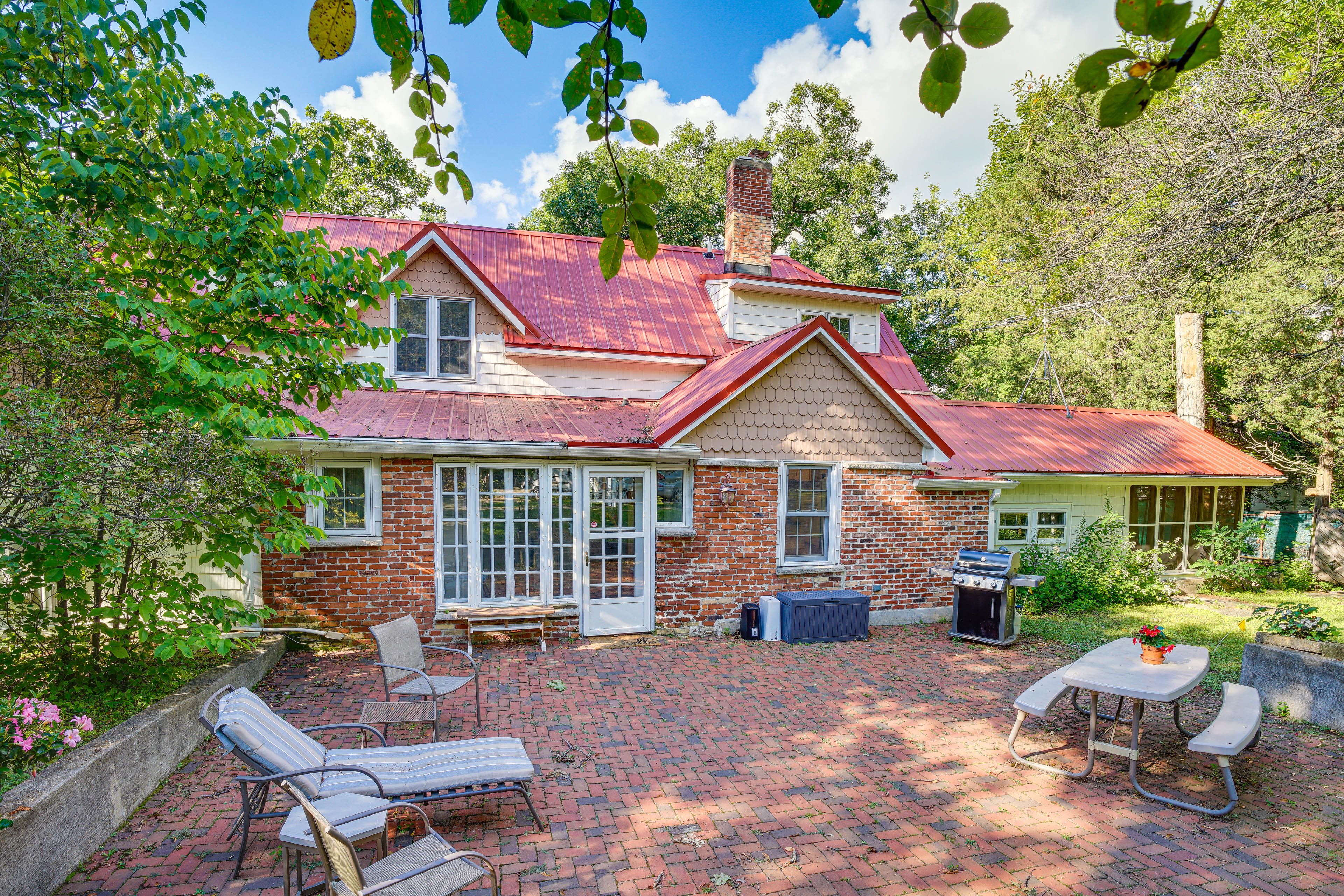 Ripon Vacation Rental | 3BR | 3BA | 2 Small Steps Required | 2,000 Sq Ft