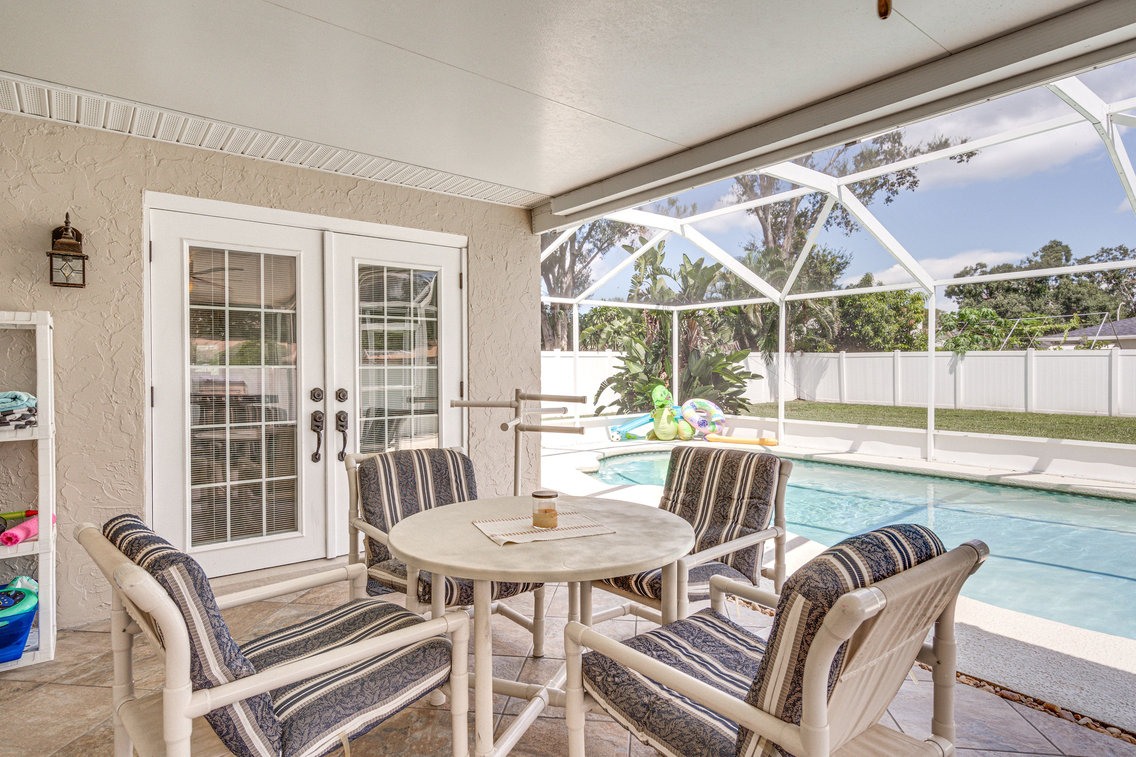 Private Patio | Gas Grill | Pool