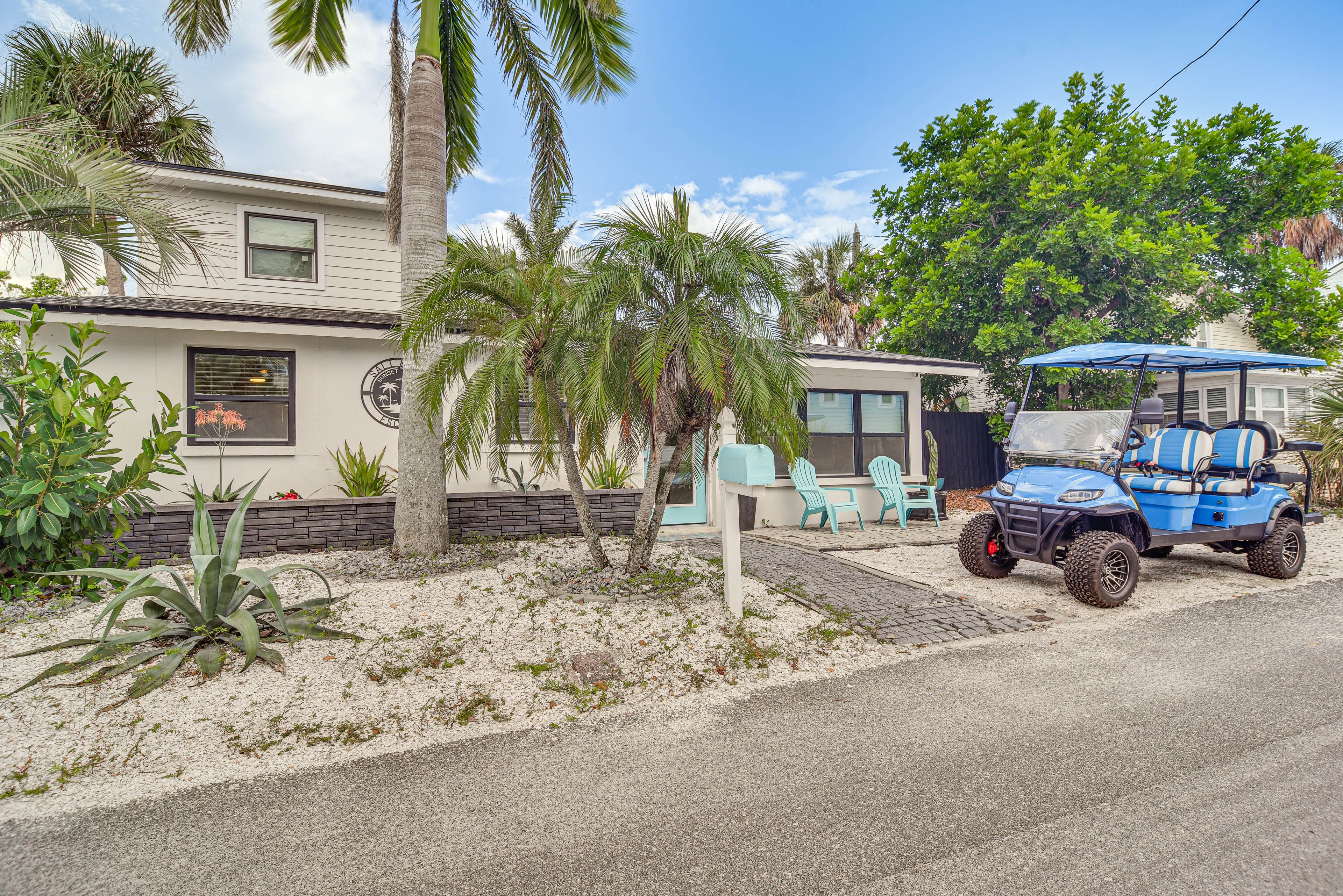 House Exterior | Golf Cart