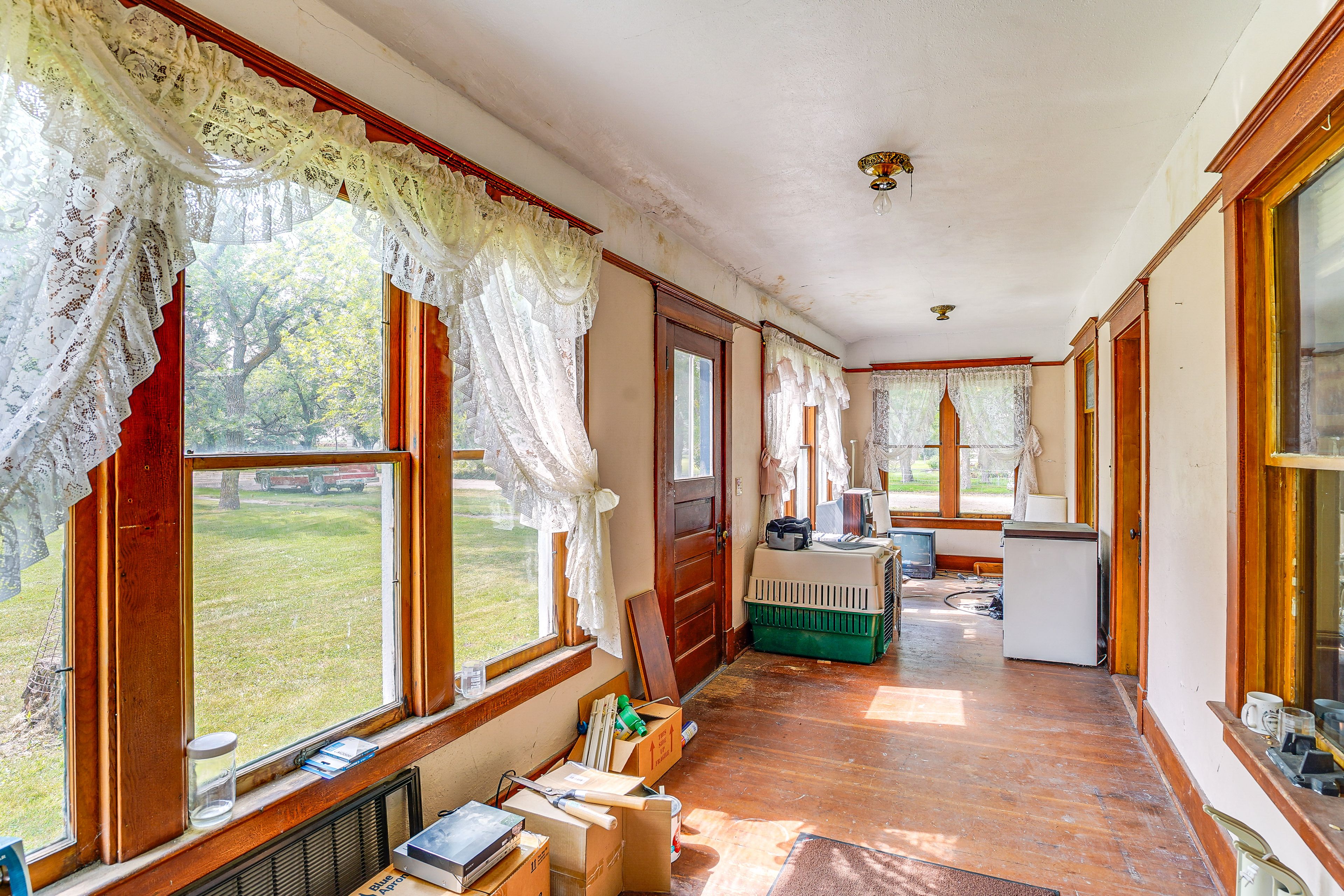 Entry Foyer | 1st Floor