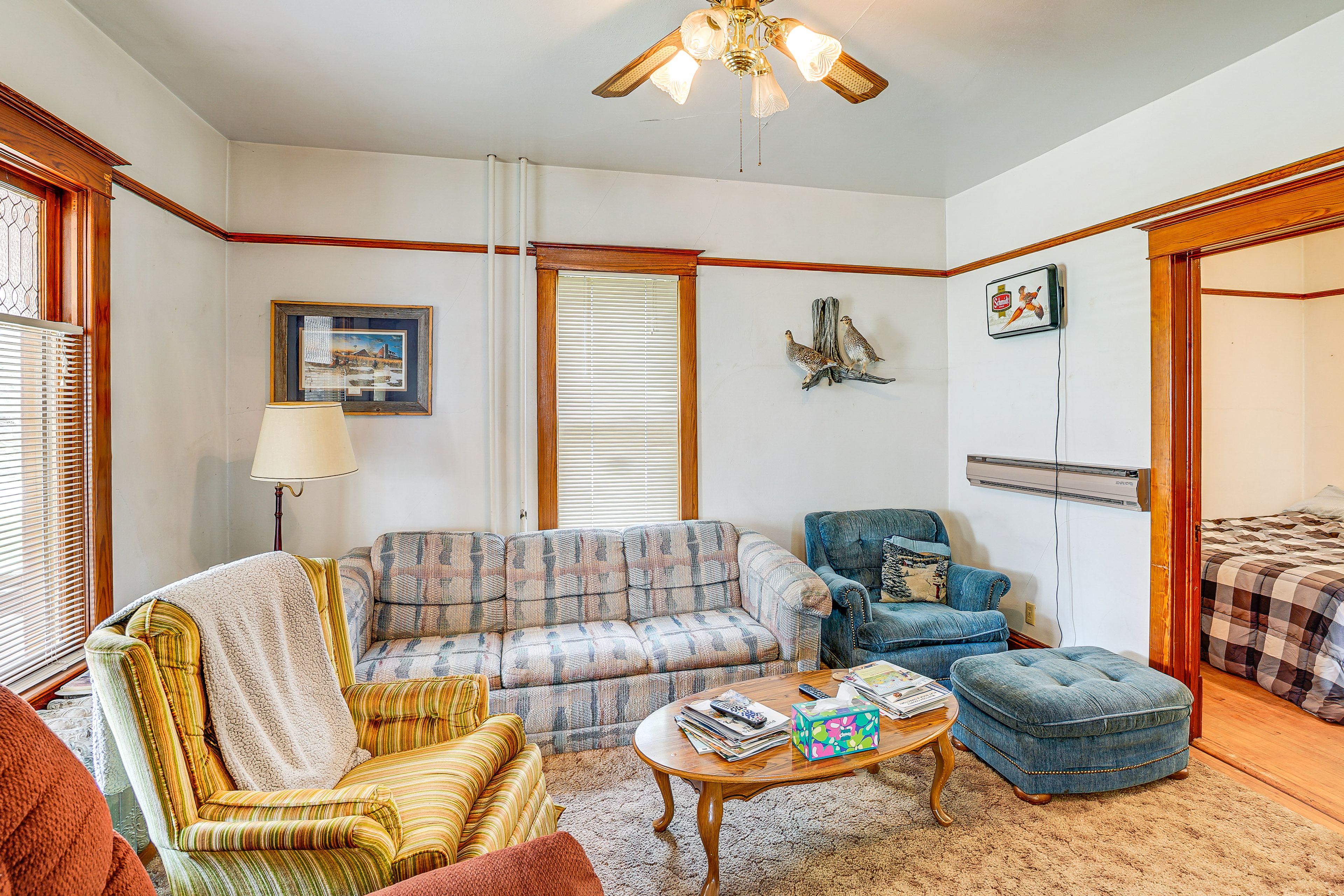 Living Room | Cable TV