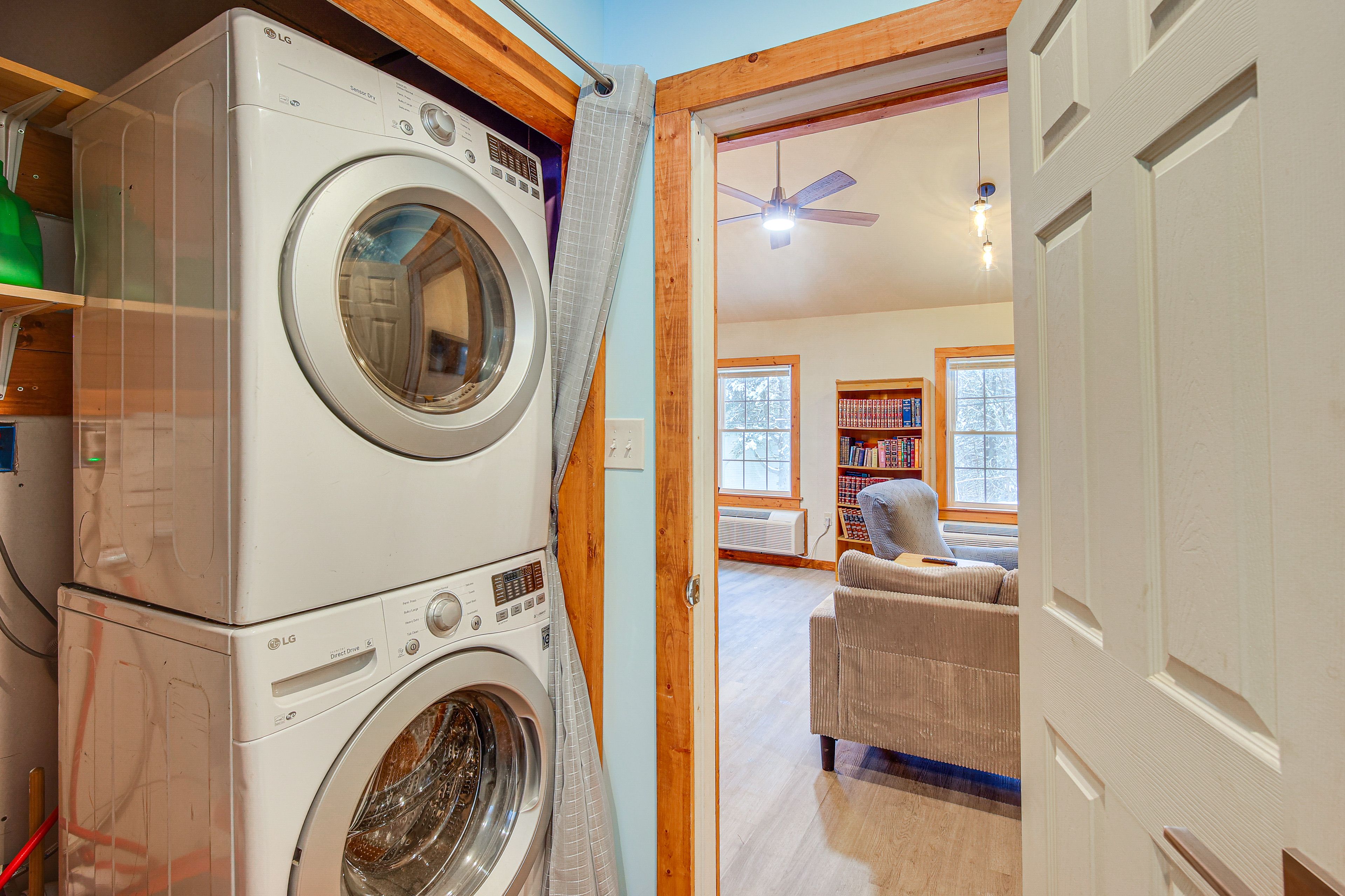Laundry Area | Washer/Dryer | 1st Floor