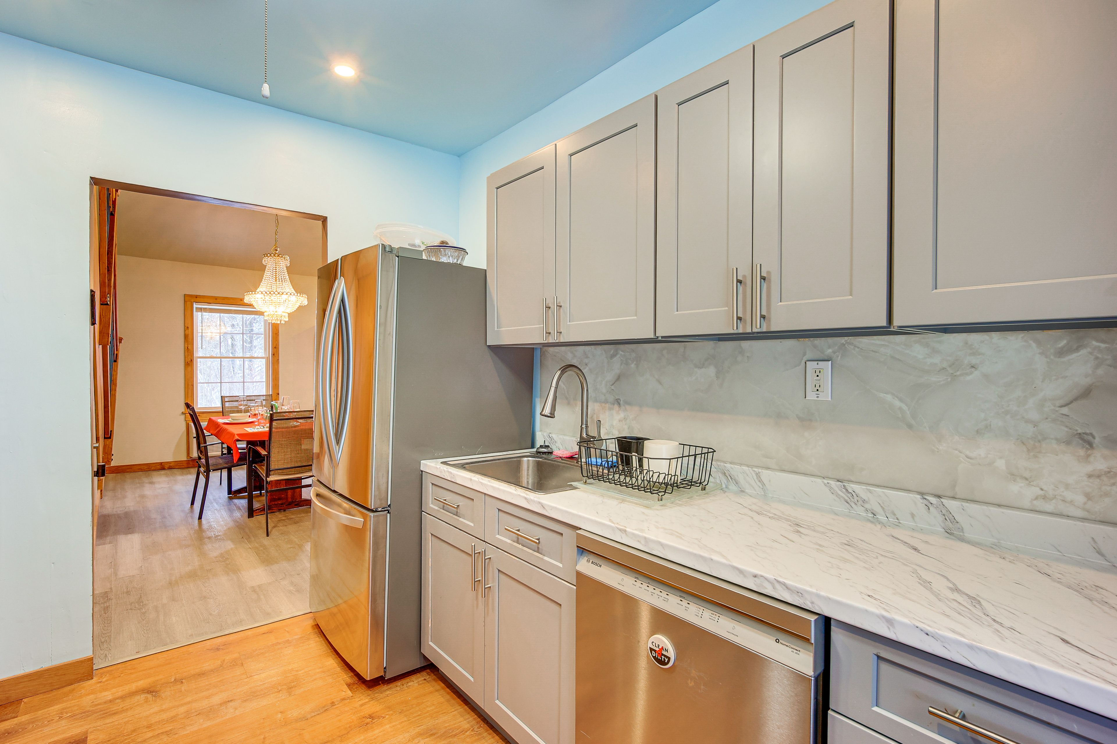 Kitchen | Dishwasher | Refrigerator | 1st Floor