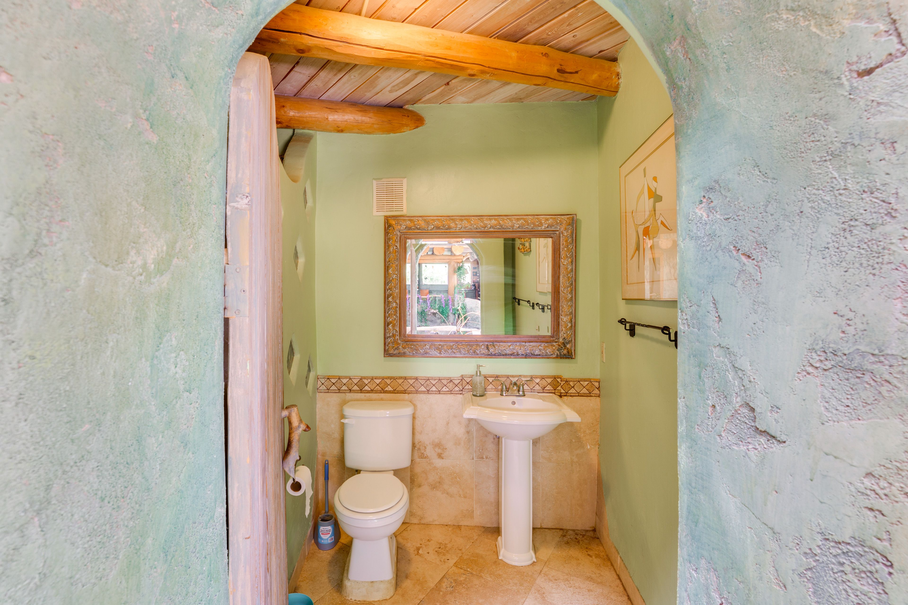 Full Bathroom | 1st Floor