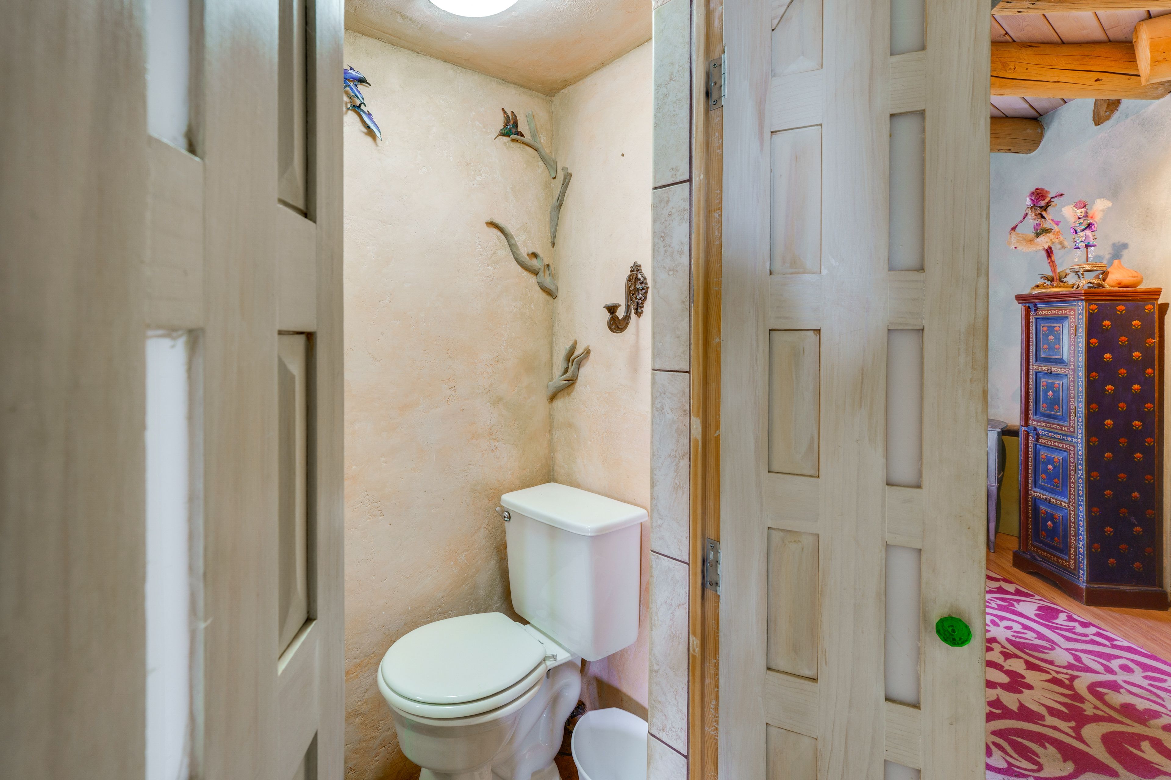 Half Bathroom | 1st Floor