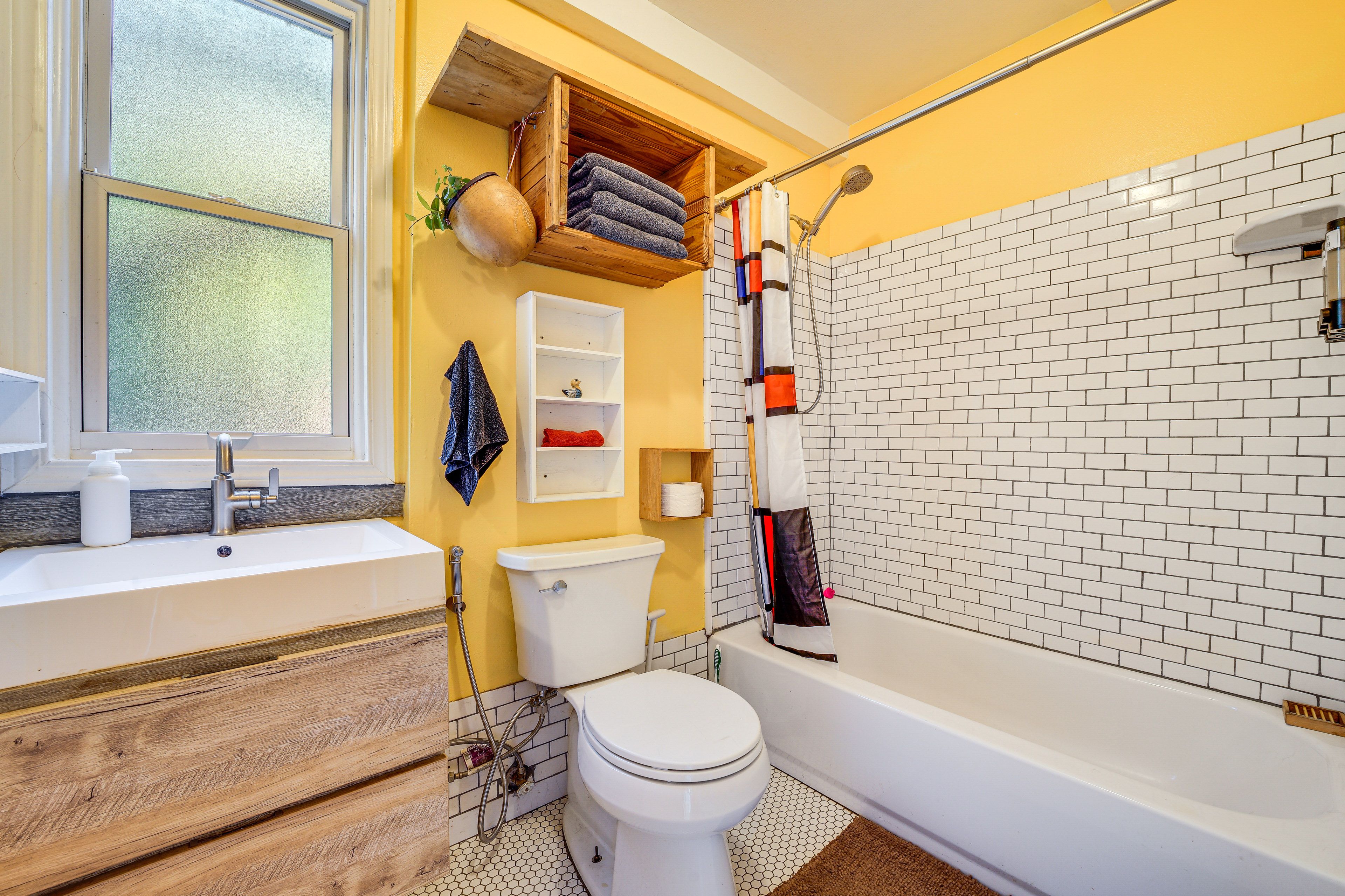 Bathroom | Towels Provided