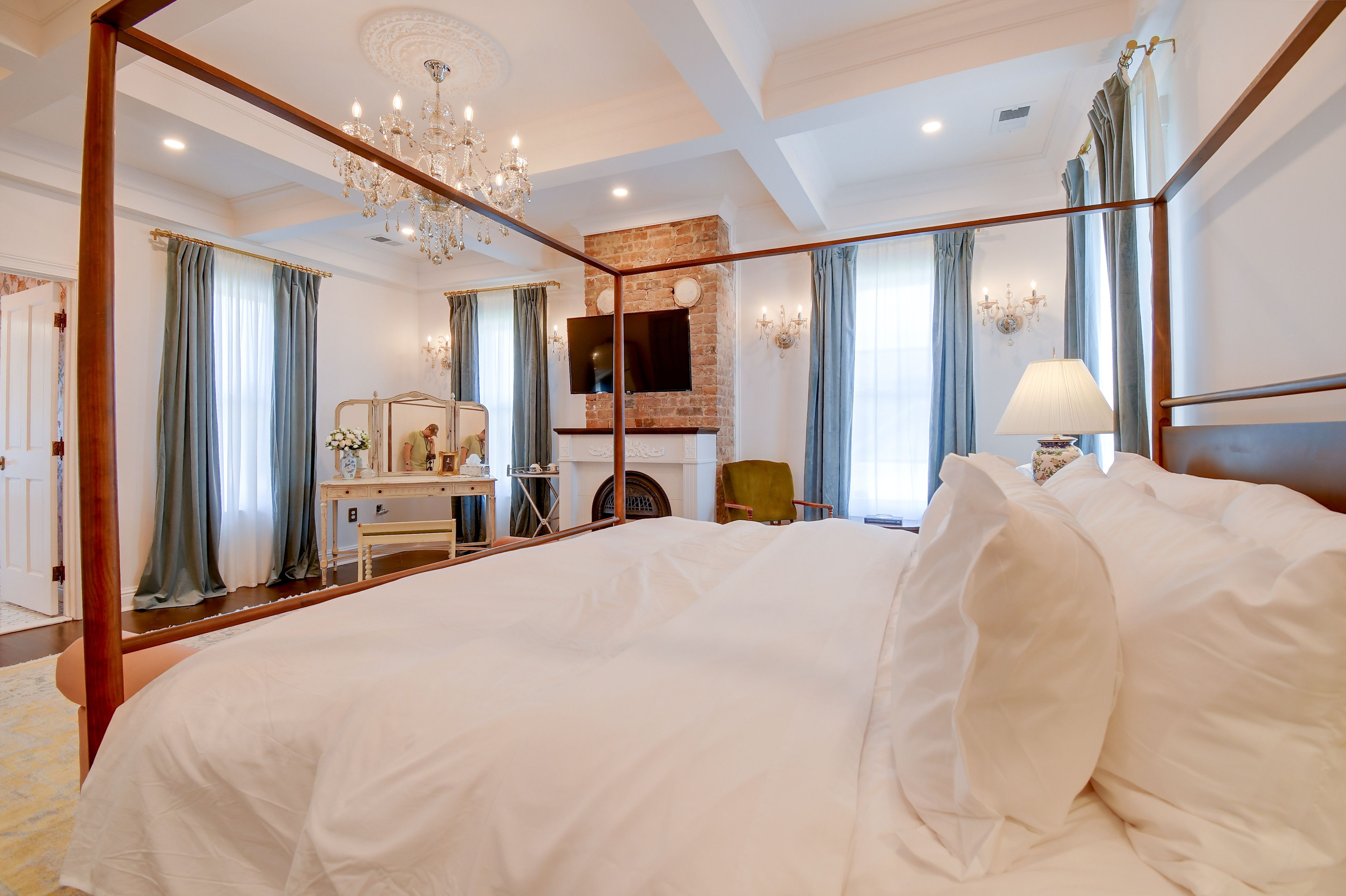 Primary Suite