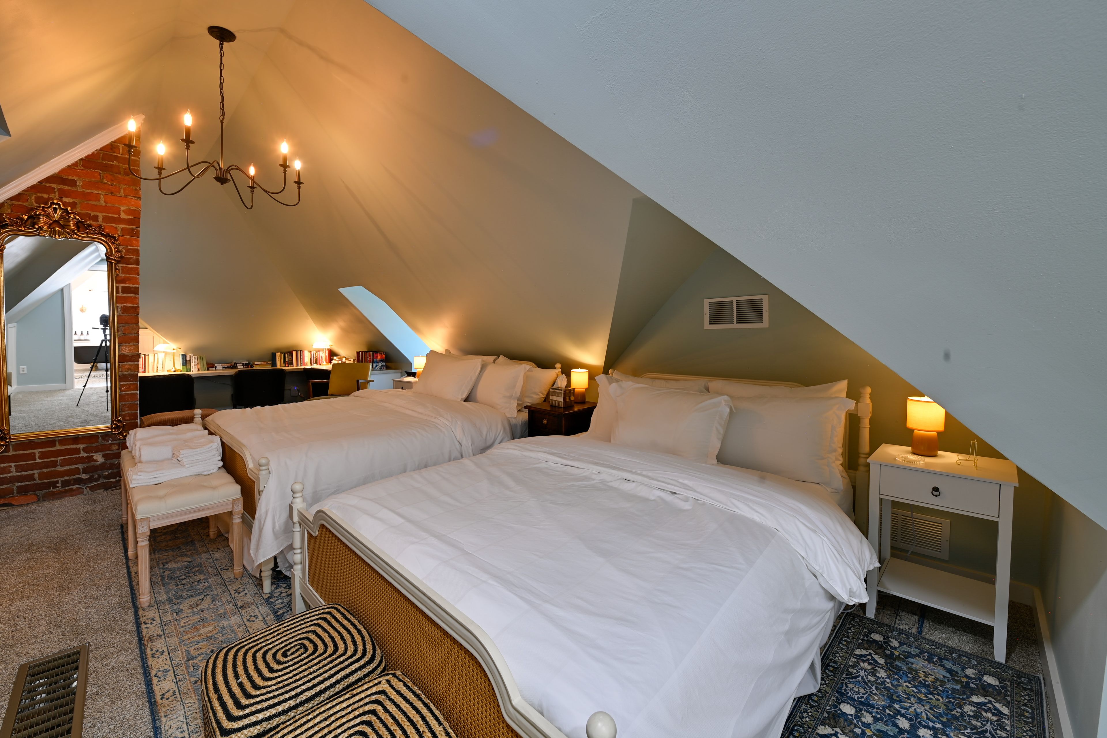 Bedroom 5, Attic Study, 2 Queen Beds