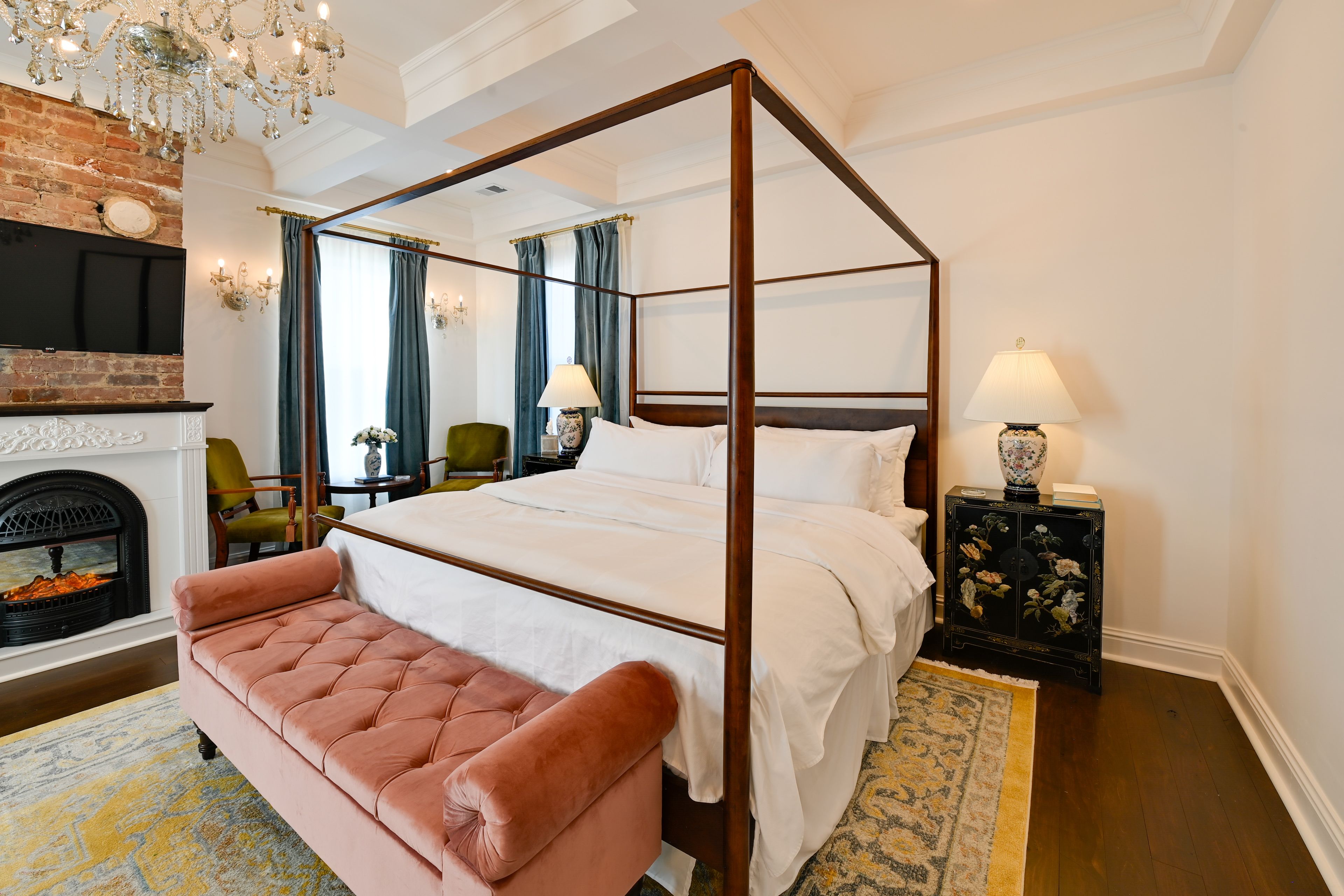 Bedroom 1, Second Floor Primary Suite, King Bed